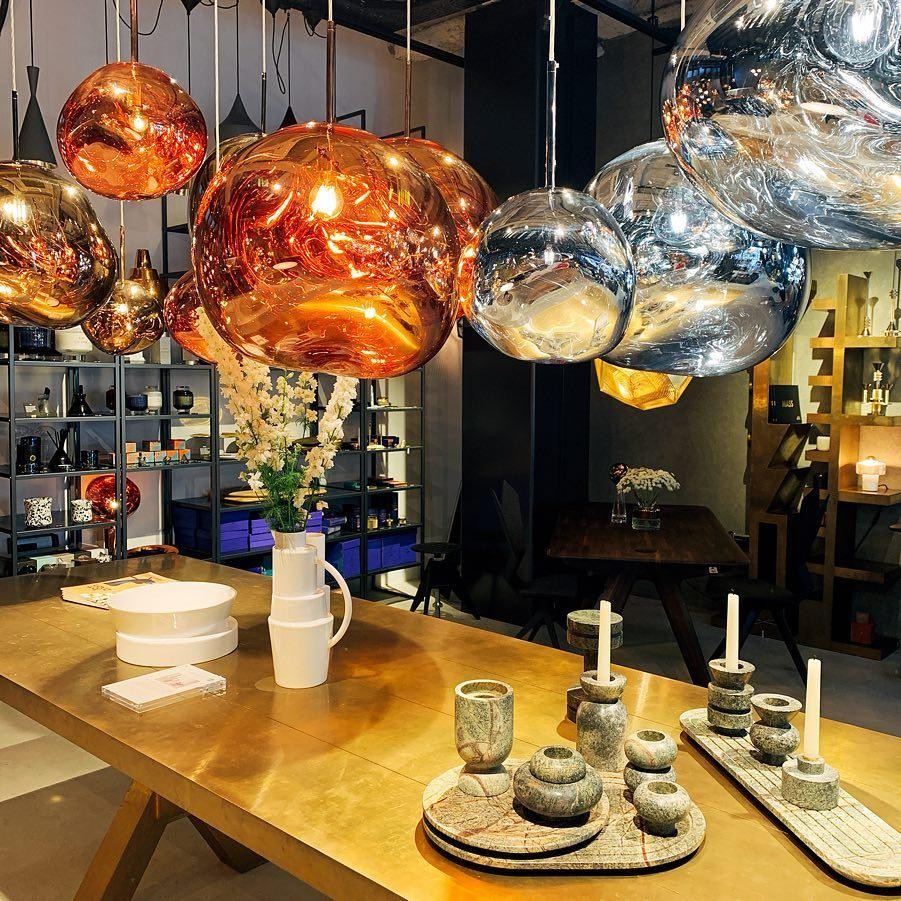 Dynamic Surface Glass Pendant Light S10