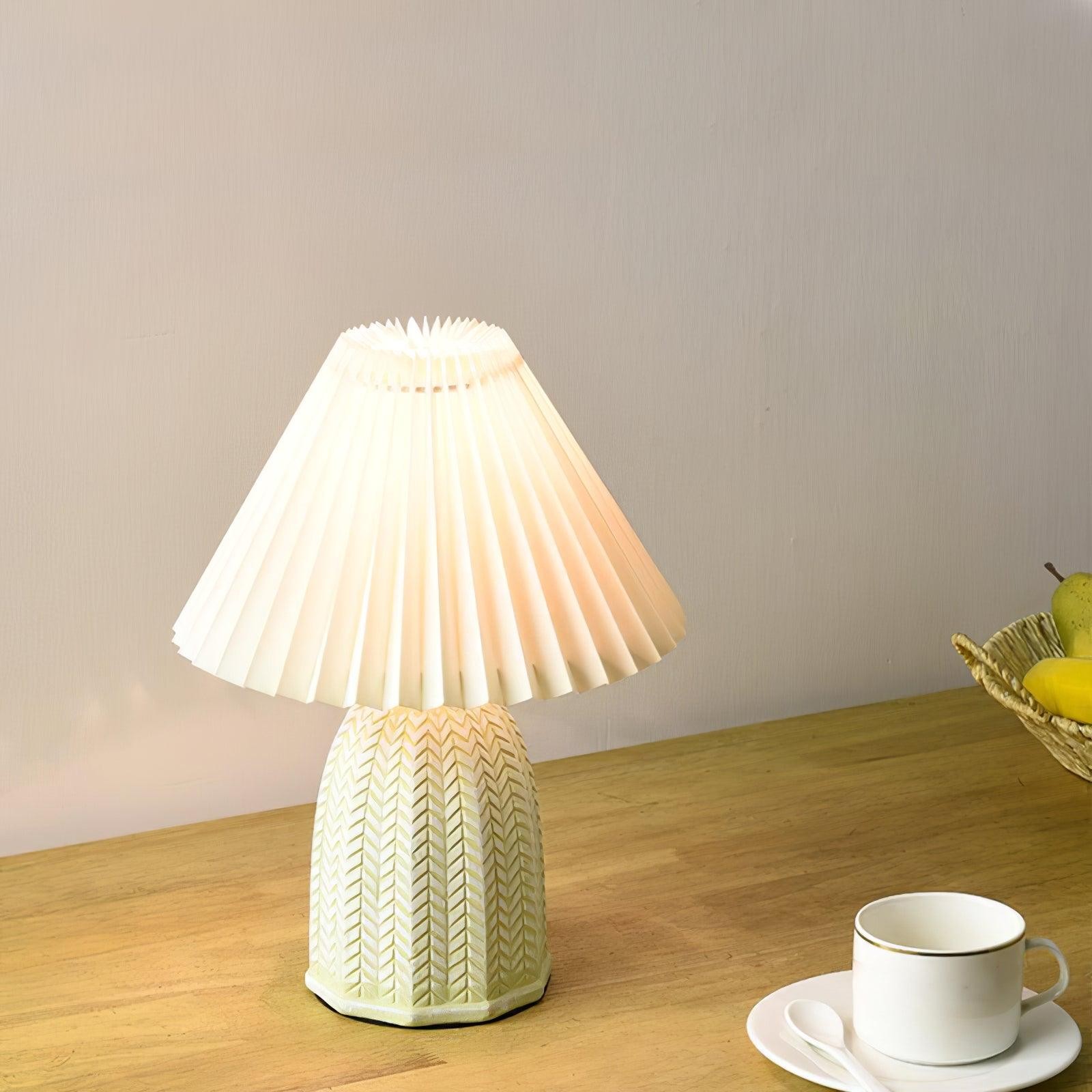 Vintage Pleated Table Lamp M307