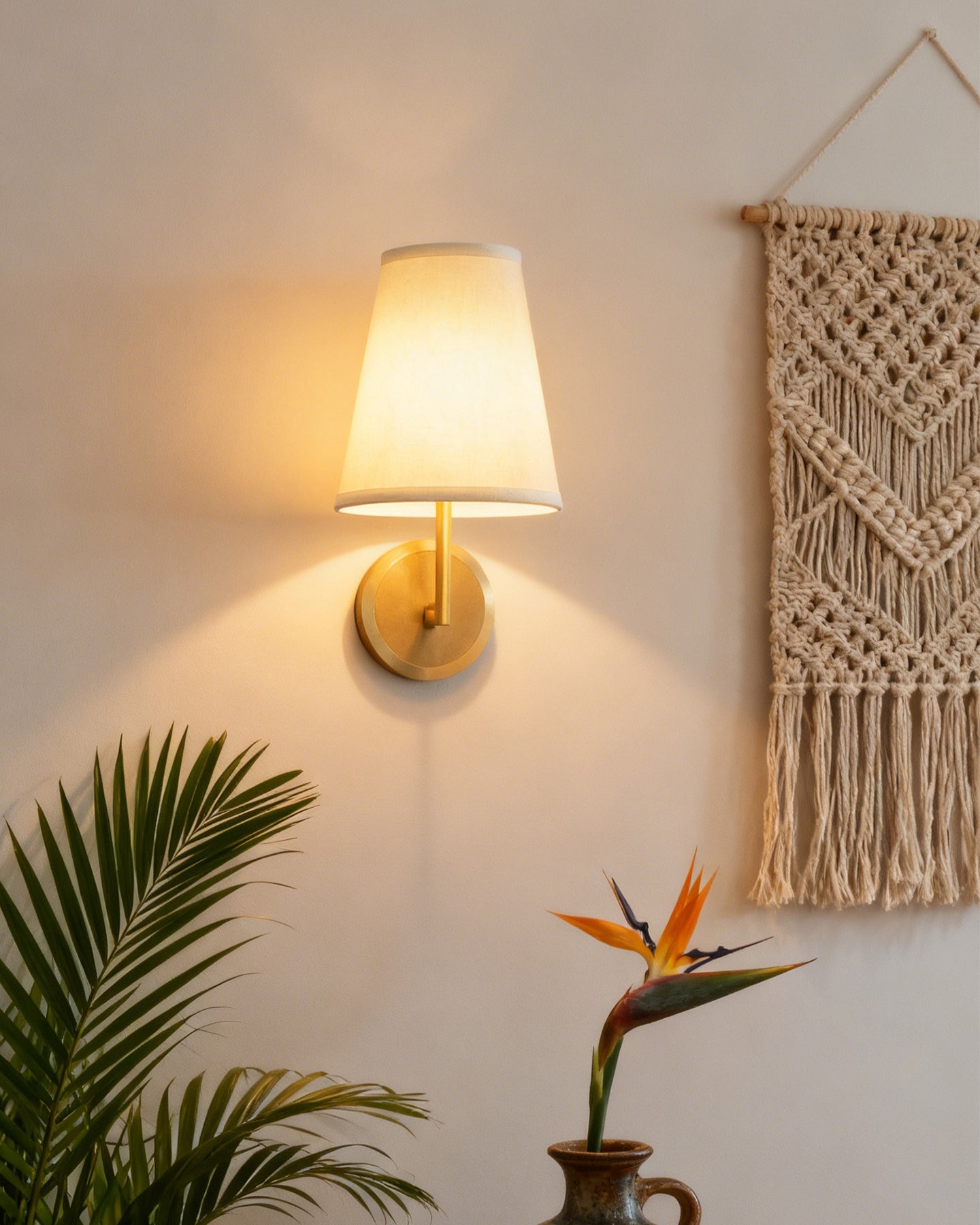 Ethereal Wall Lamp D319