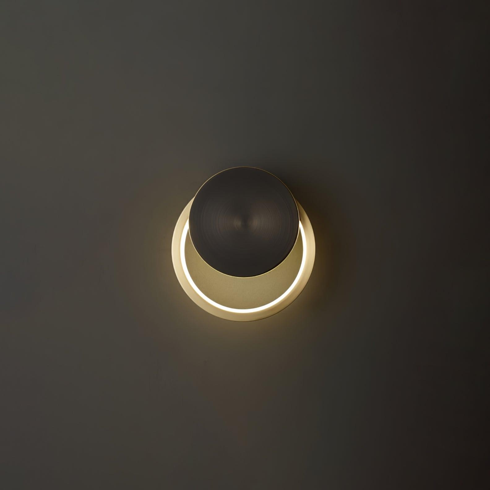 Minimalist Creative Simple Brass Round LED Wall Light M429