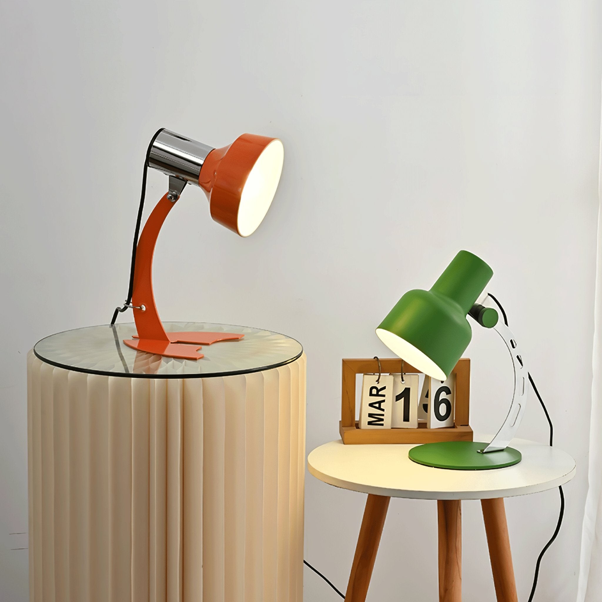 Fish Tail Arch Table Lamp M05