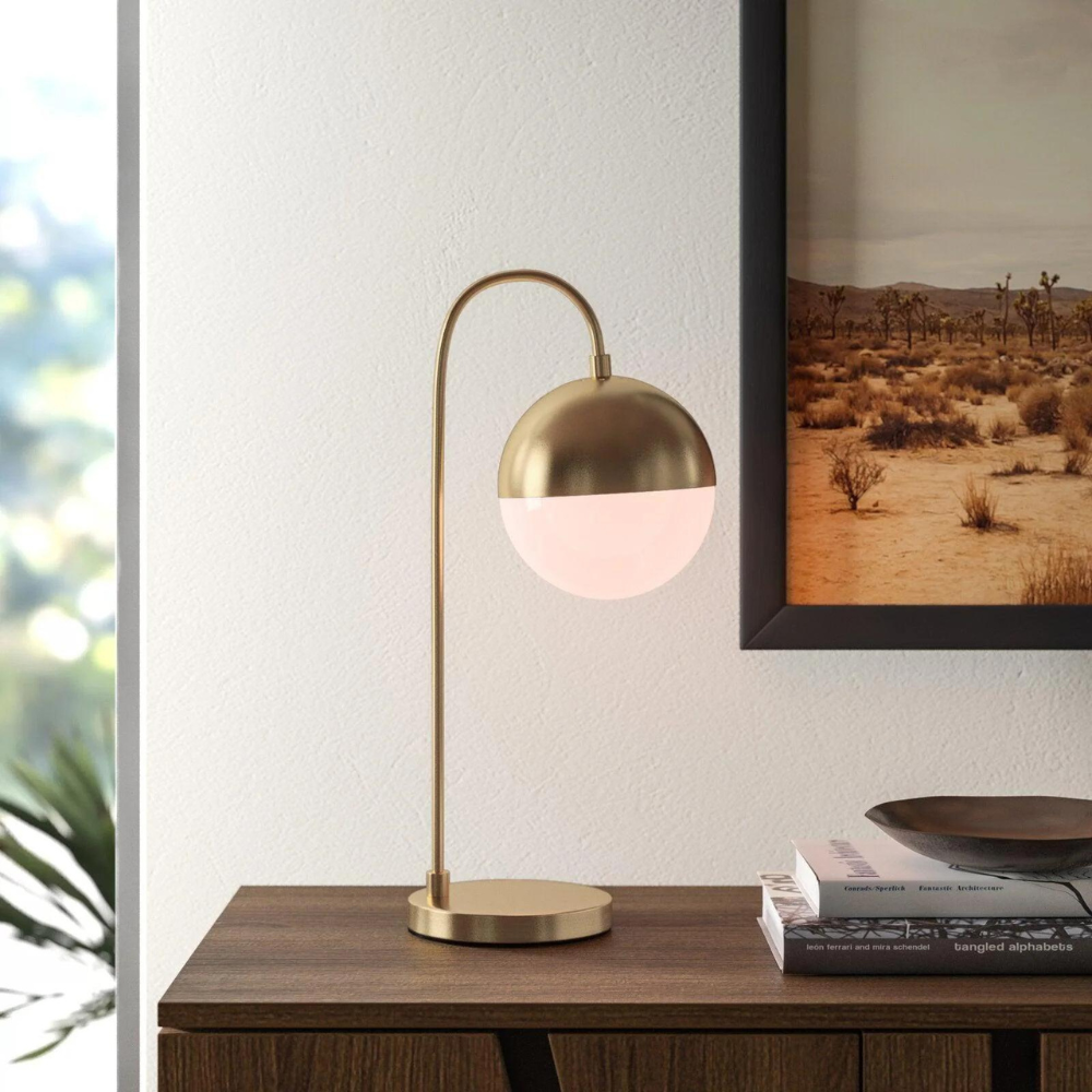 Golden Foliage Elegance Table Light D843