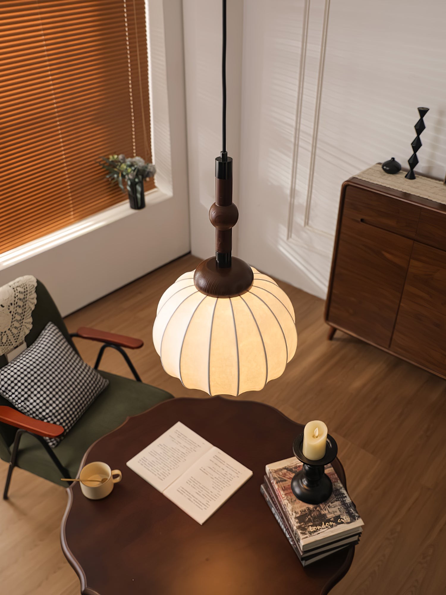 Silk Globe Pendant Lamp M515