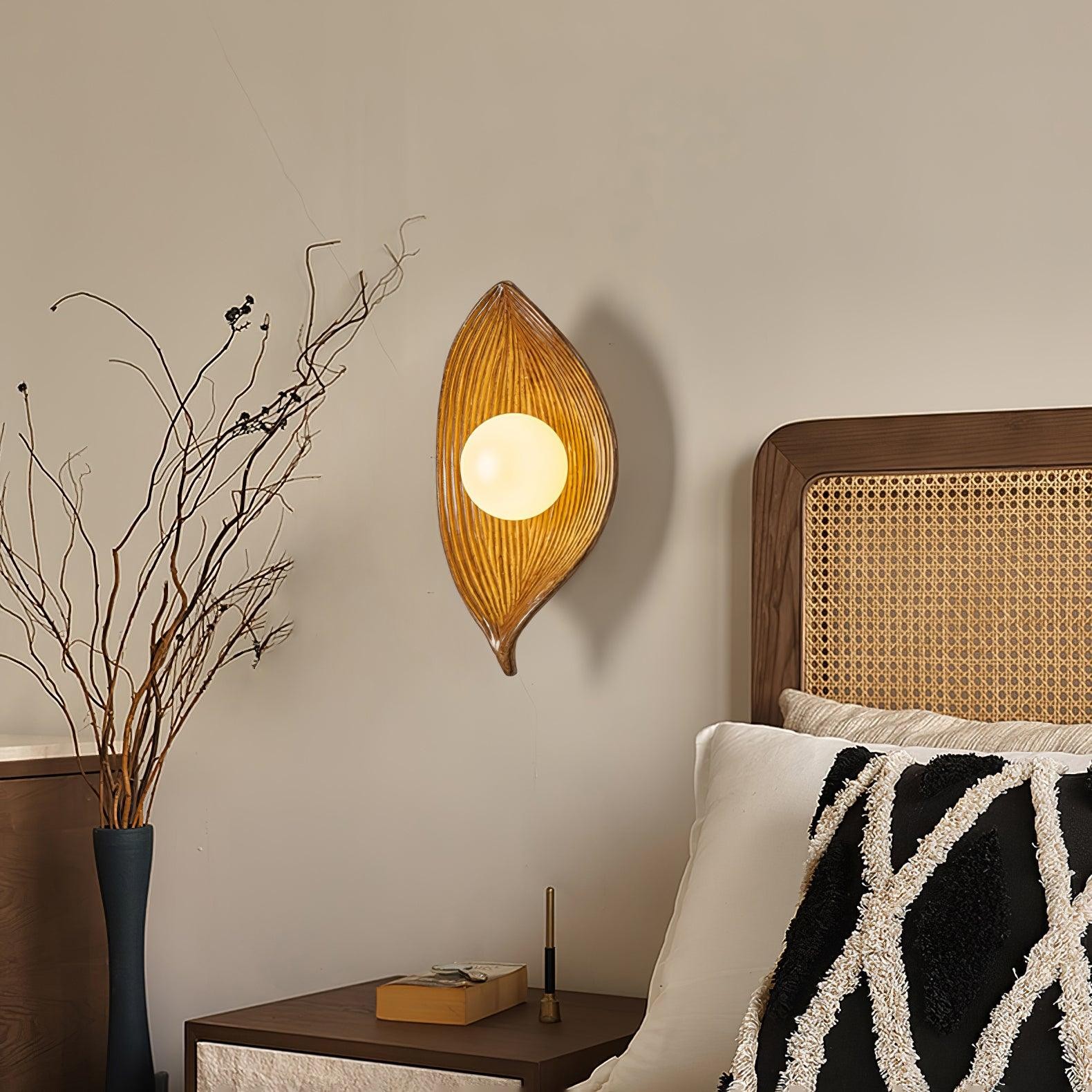 Leaf Canoe Wall Sconce M545
