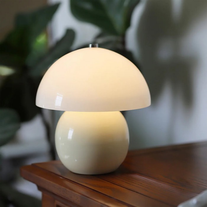 Cute Cream Mushroom Ceramic Table Lamp S178
