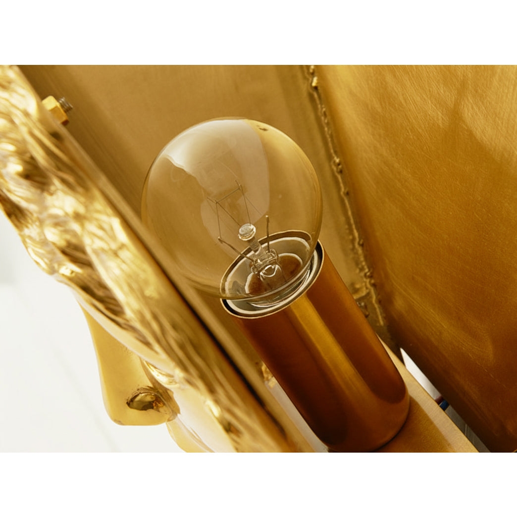 Sphinx Brass Wall Lamp D744
