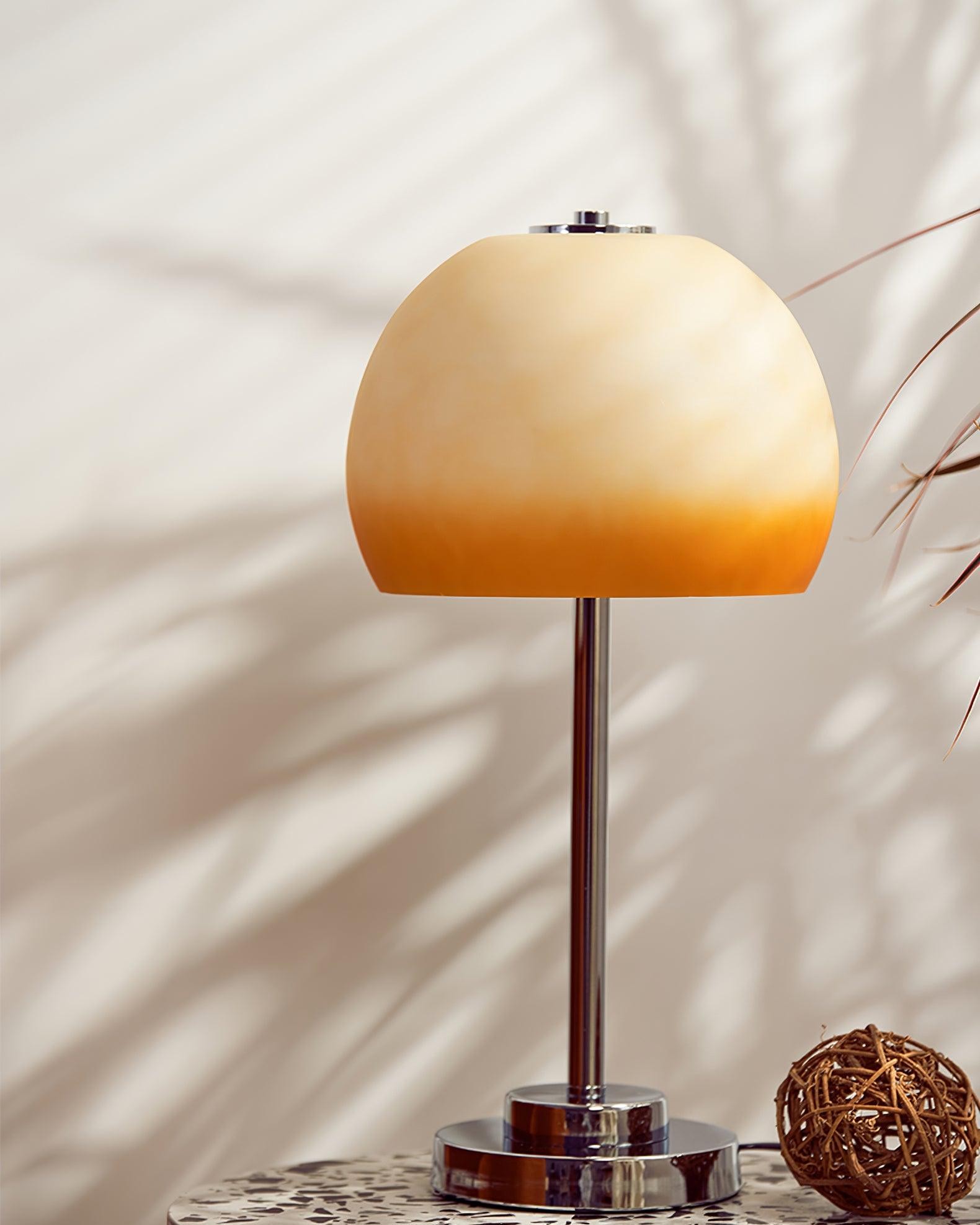 Retro Egg-shaped Dome Table Lamp M388