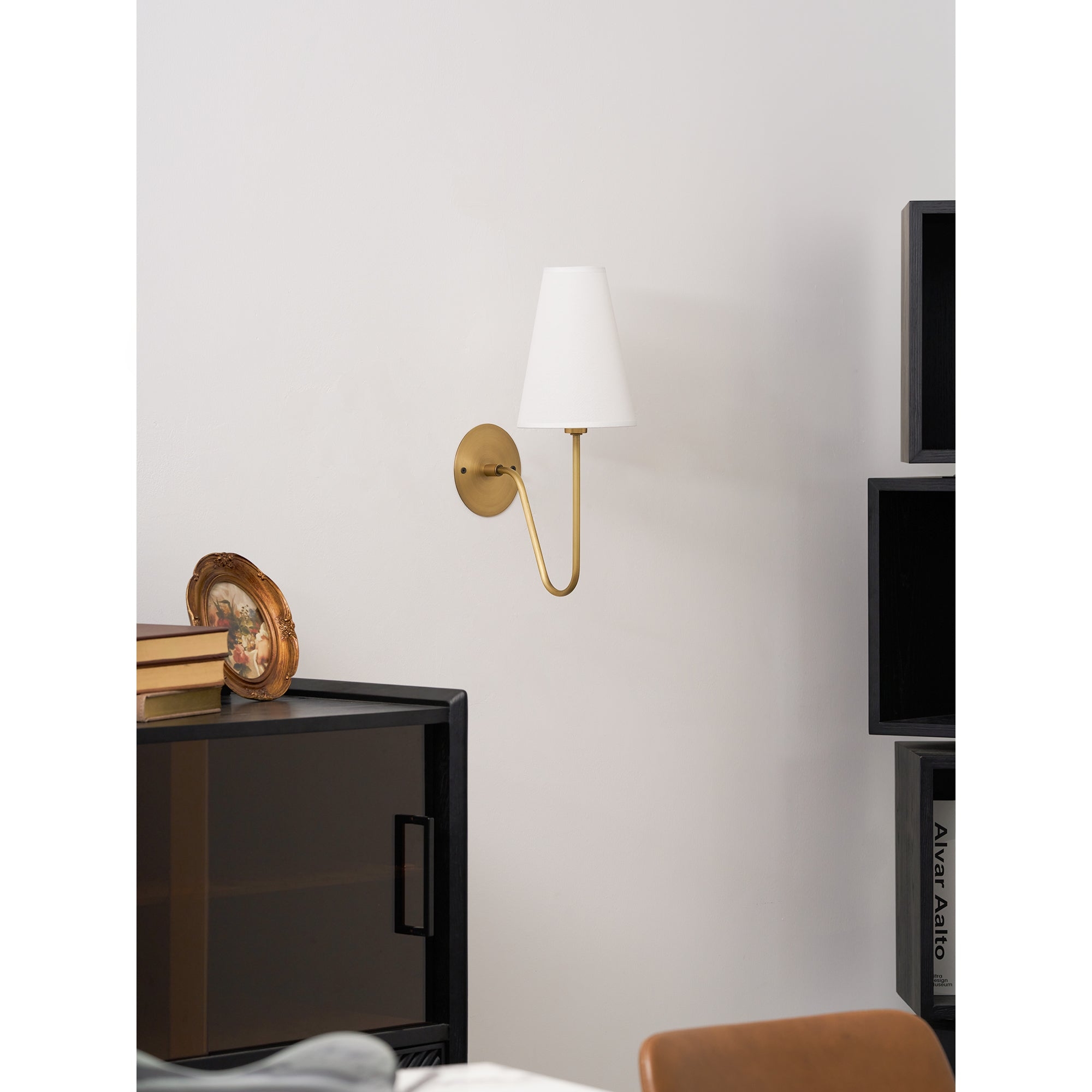 Scoop Wall Lamp D756