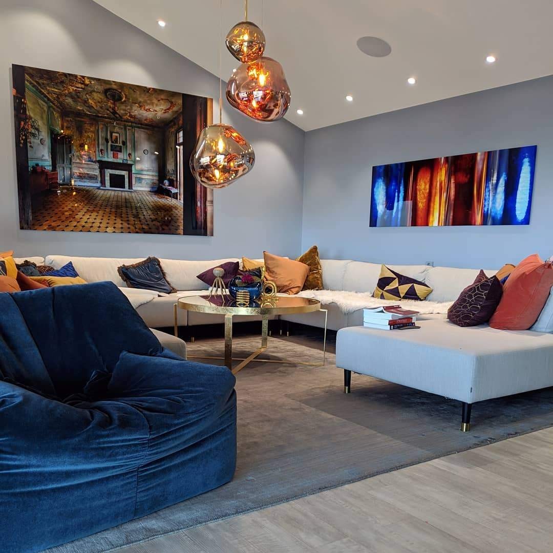 Dynamic Surface Glass Pendant Light S10