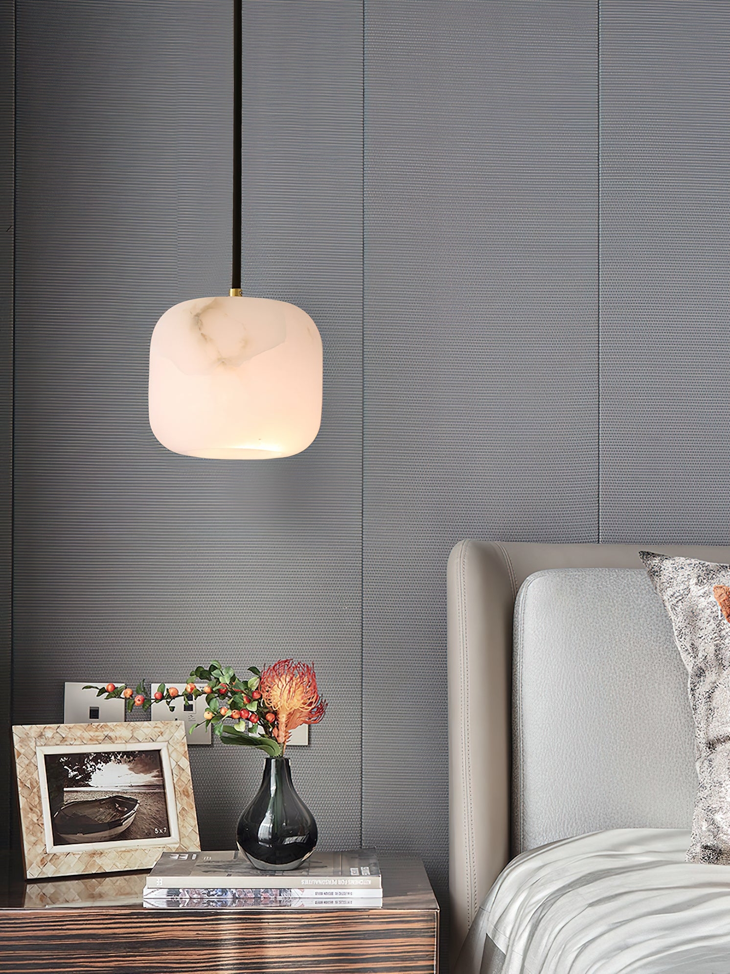 Alabaster Bedside Pendant Light D423