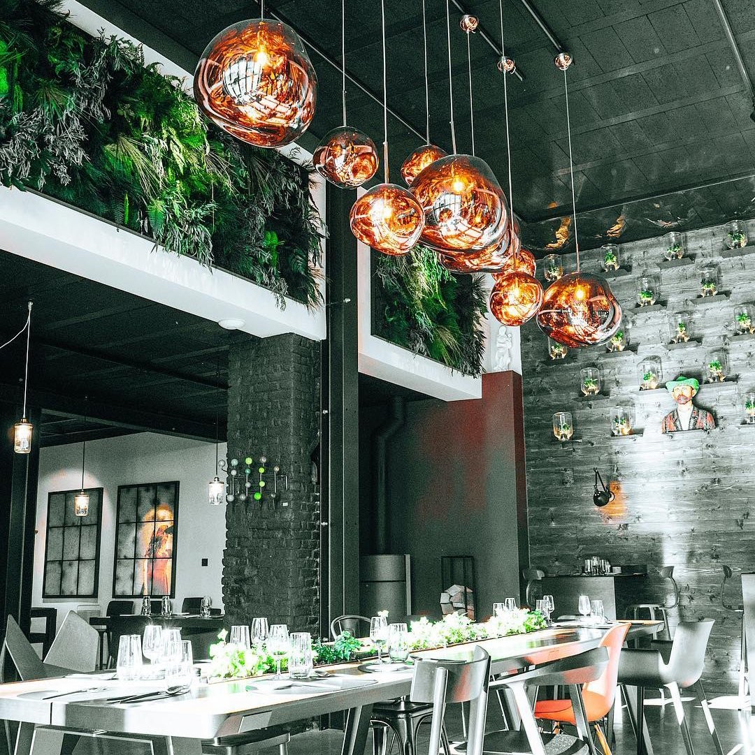 Dynamic Surface Glass Pendant Light S10