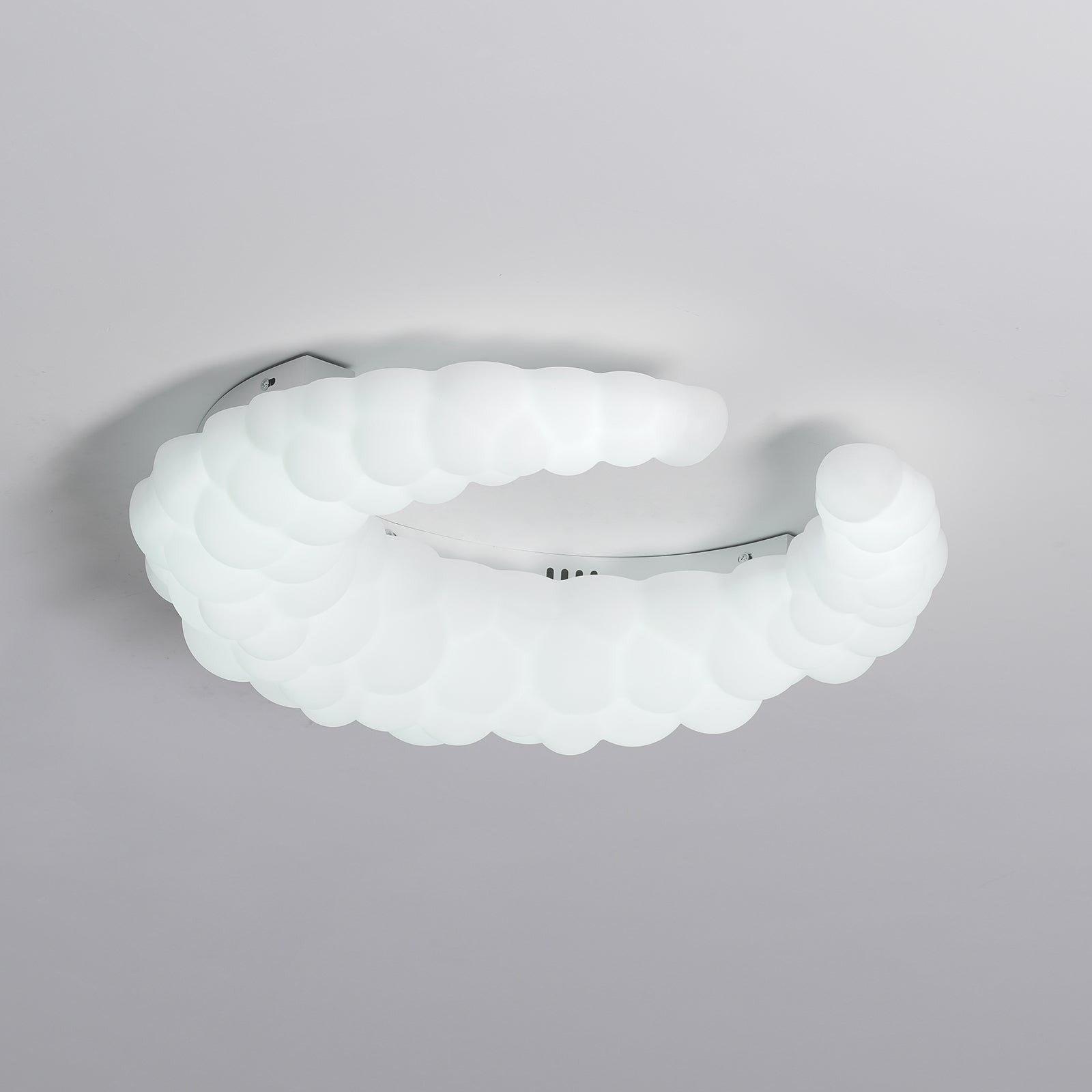 Cream Style Moon Ceiling Lamp M580