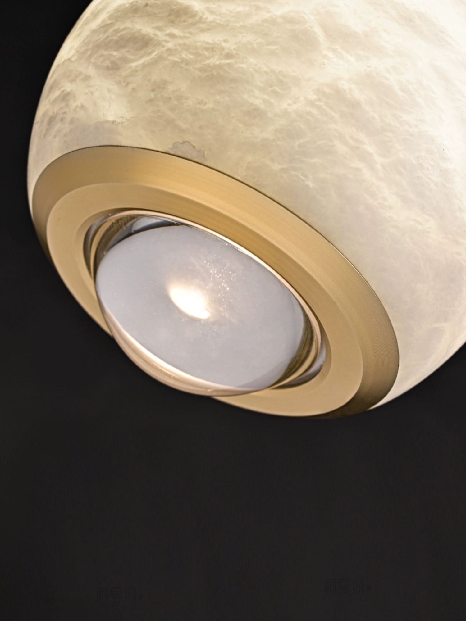 Ferox Alabaster Pendant Light D422