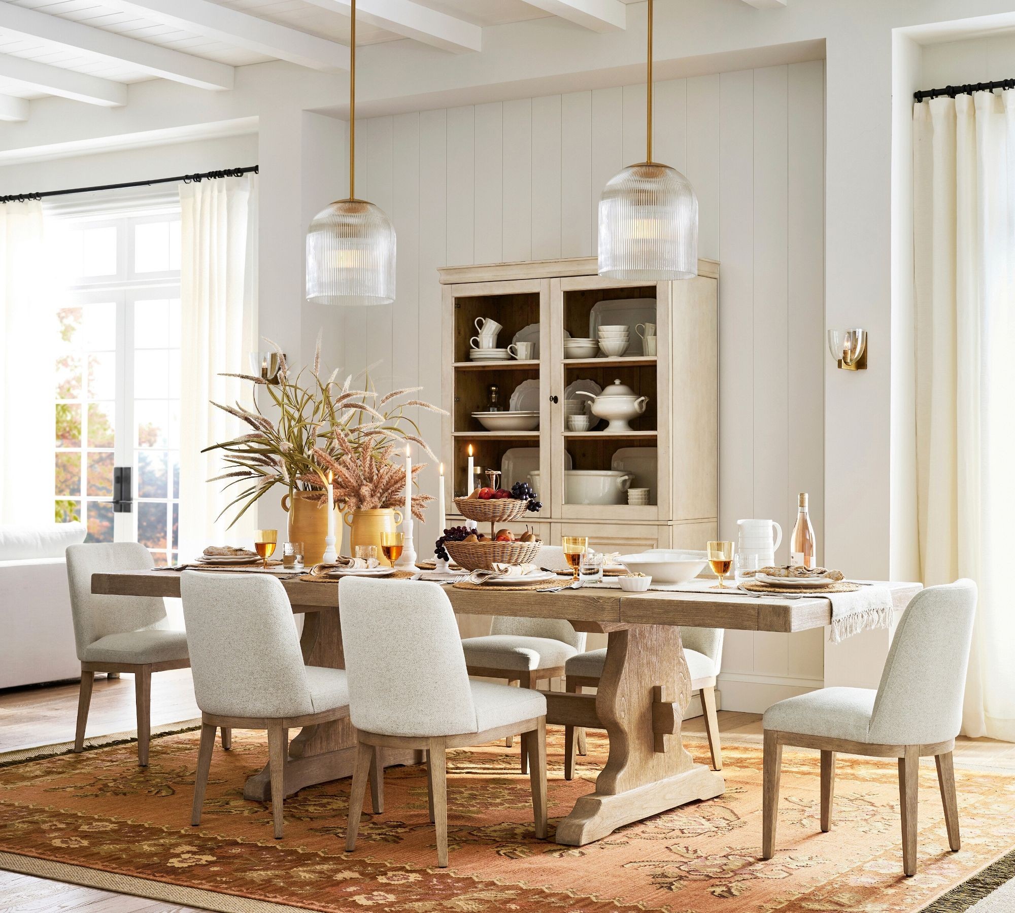 Bravira Ribbed Glass Pendant Light - Elegant Kitchen Island Lamp T073