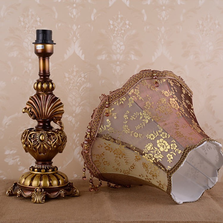 Pastoral Flower Lampshade Carved Table Lamp M13