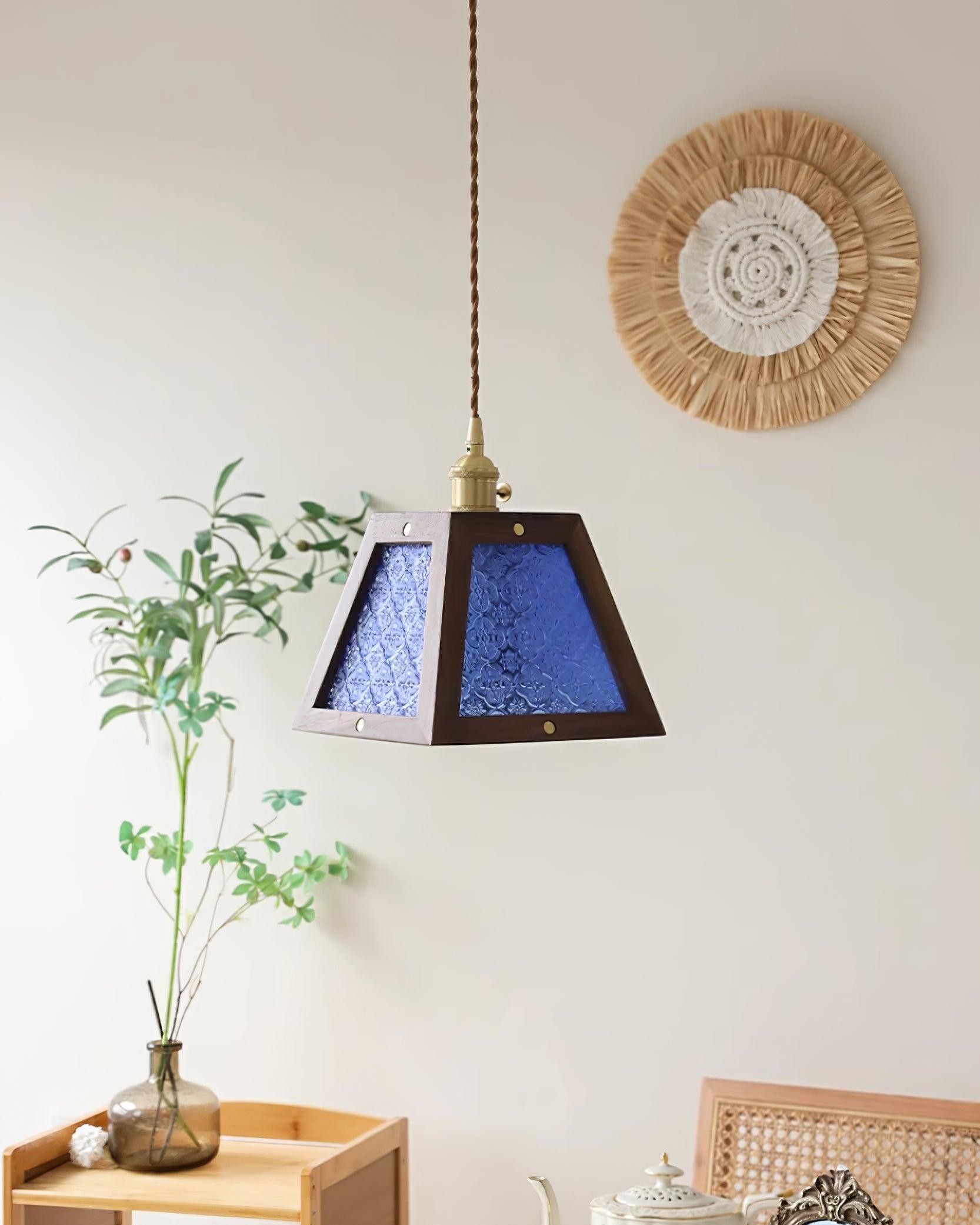 Retro Pattern Glass Pendant Lamp M399