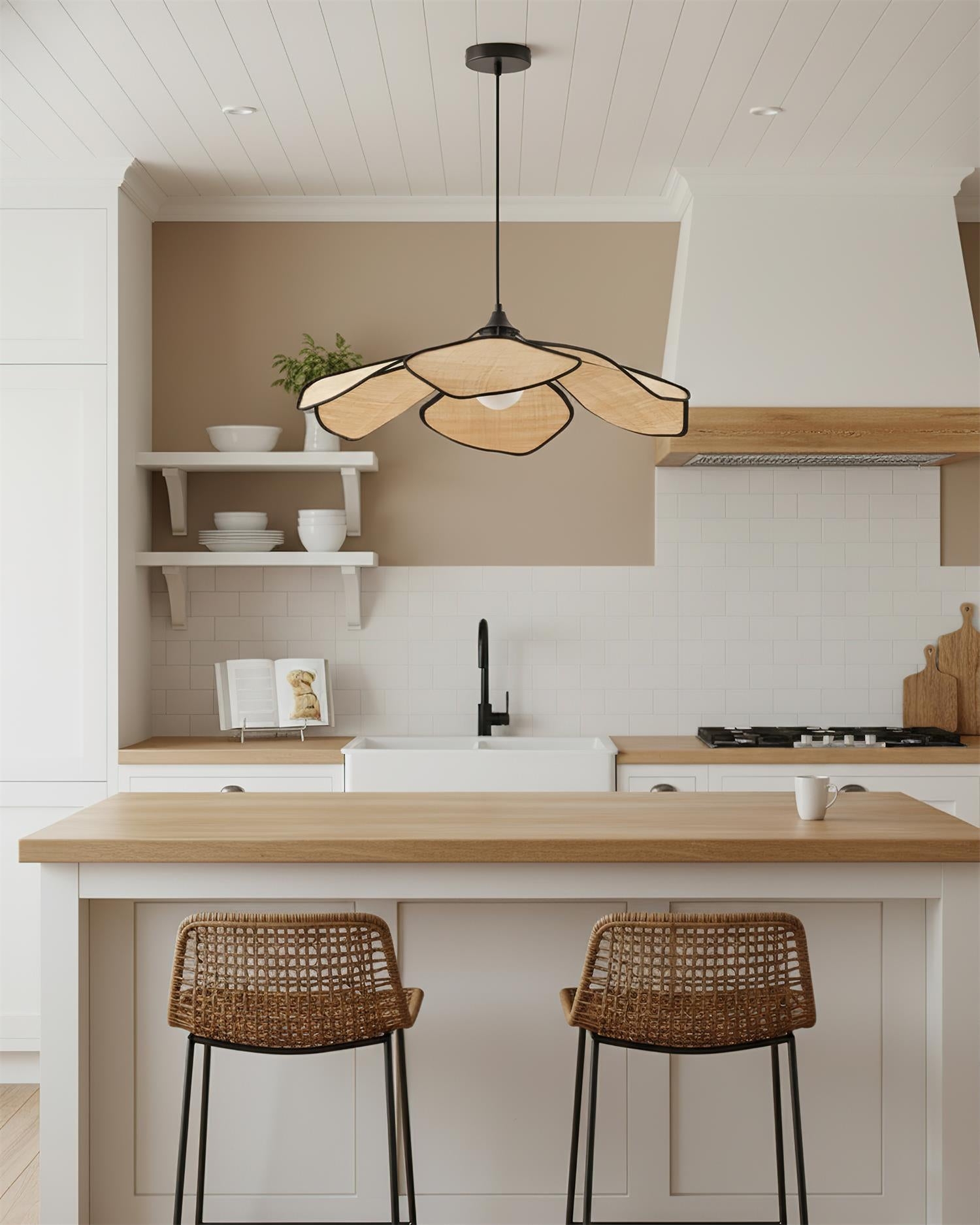 Raffia Petal Pendant Lamp D251