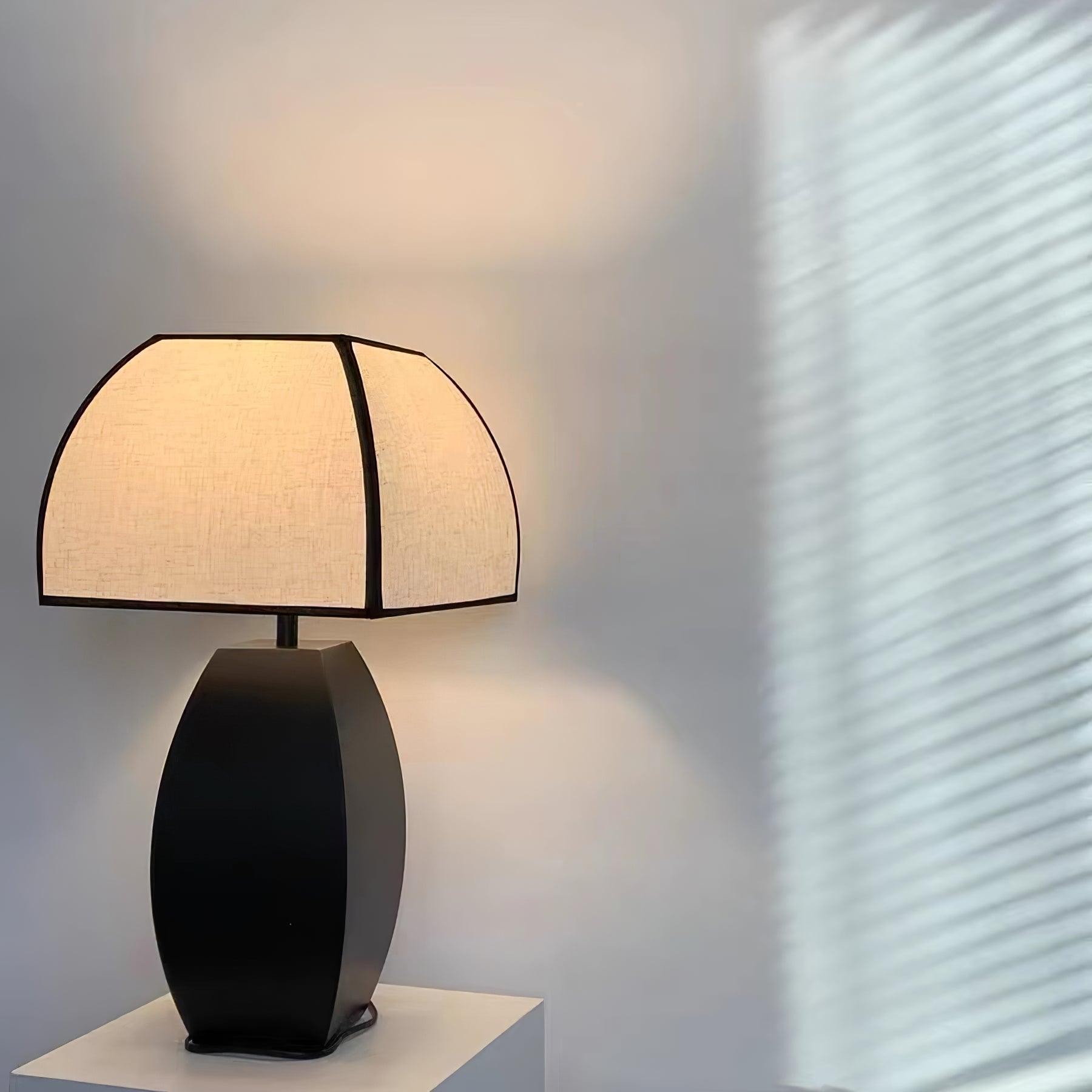 Retro Metal Mushroom Fabric Table Lamp M549