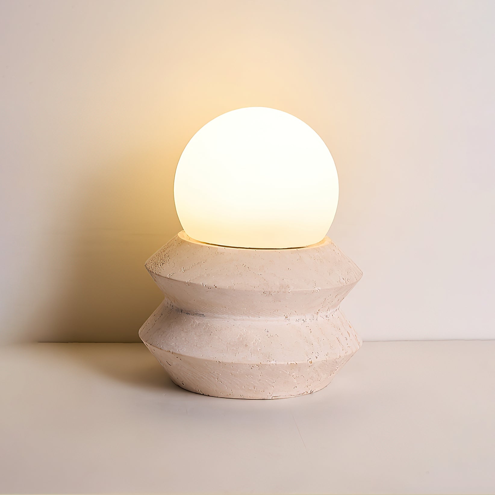 Fin Travertine Table Lamp (Built-in Battery) D660
