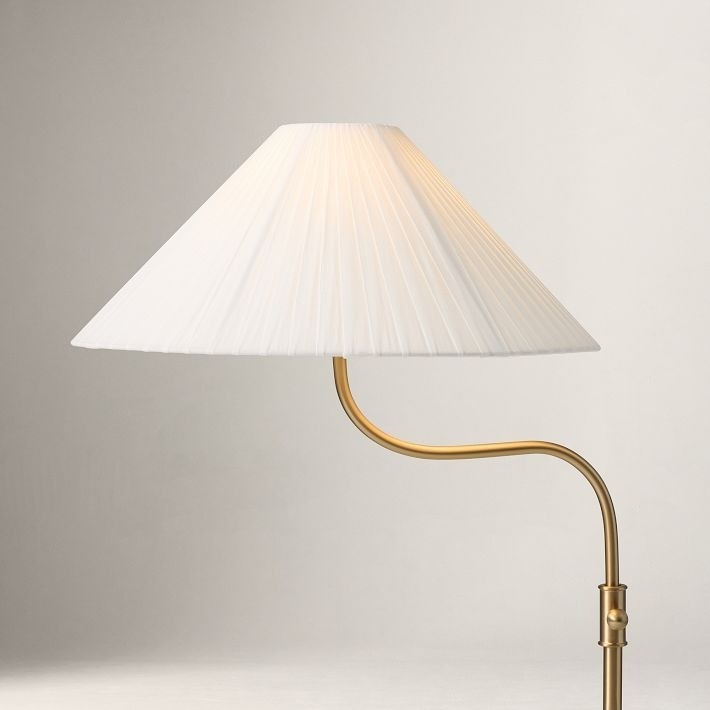 Fibura Elegant Floor Lamp with Linen Shade and Champagne Bronze Base for Living Room T081