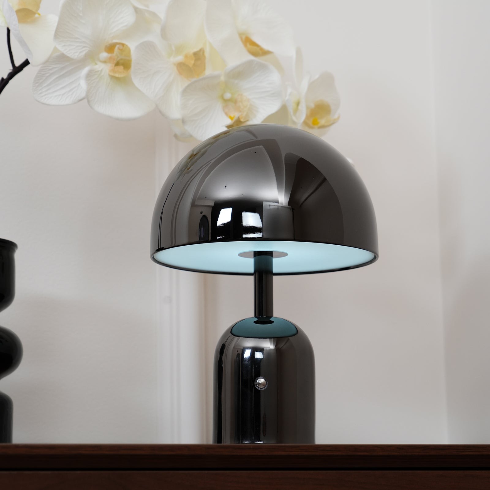 Smooth Mushroom Portable Table Lamp M176
