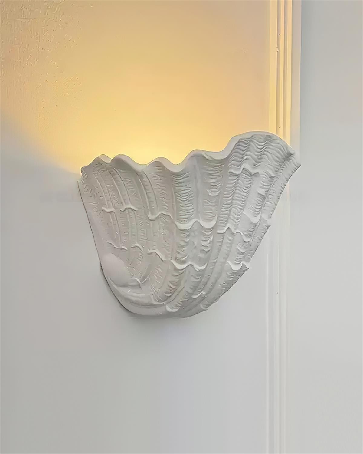 Shell Plaster Wall Lamp P067