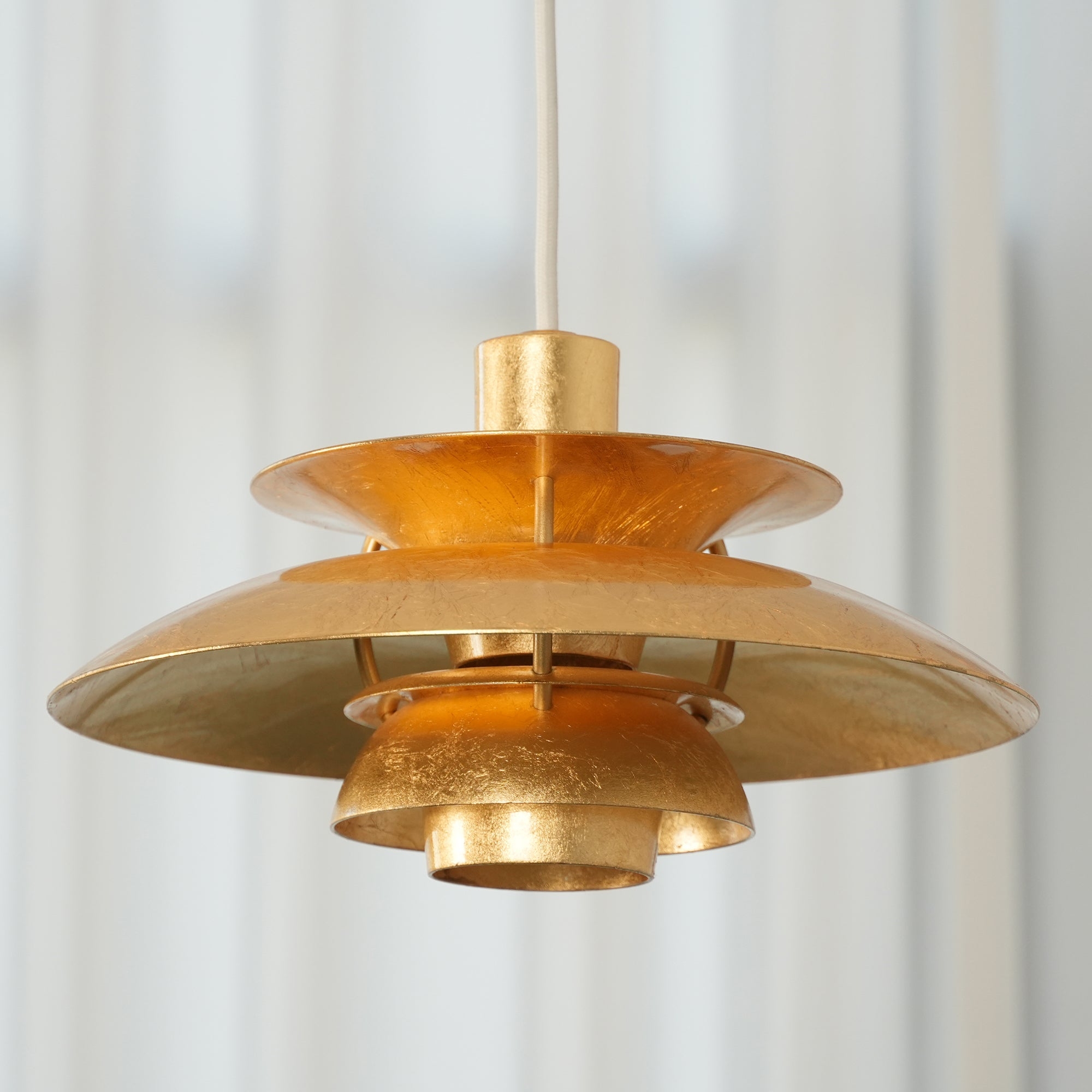 Gold Foil Layered Pendant Lamp D762