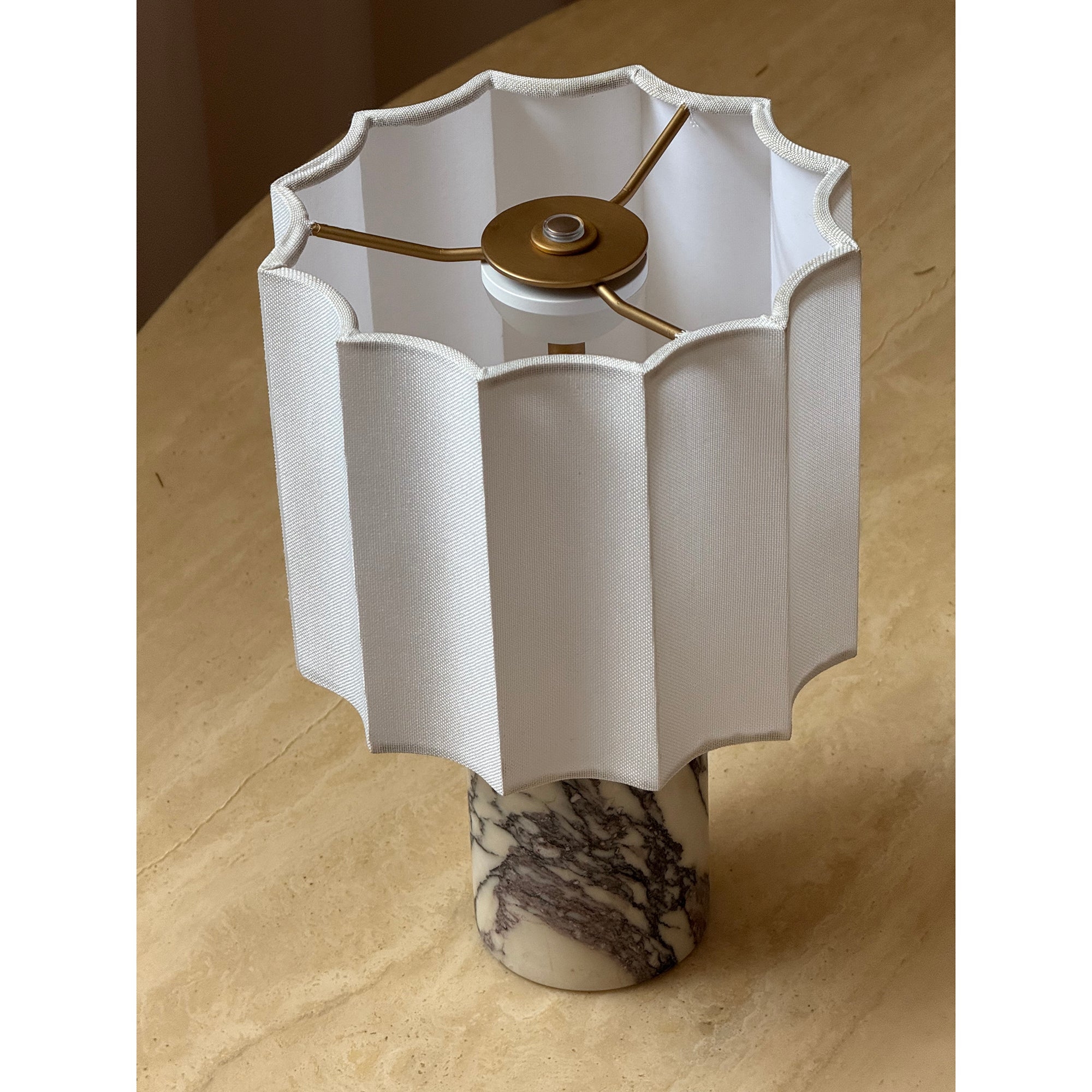 Valli Table Lamp D668
