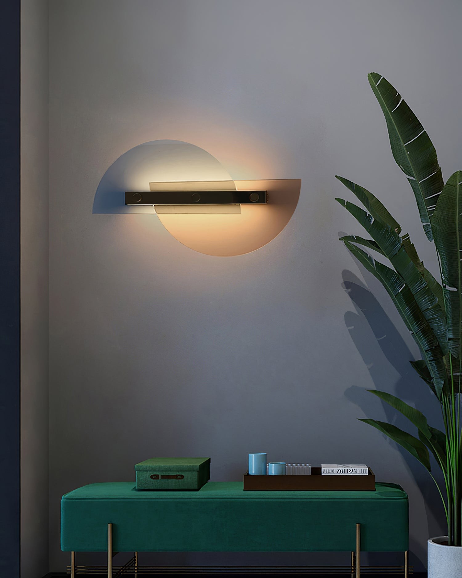 Simple Fan-Shaped Glass Arc Wall Lamp M121