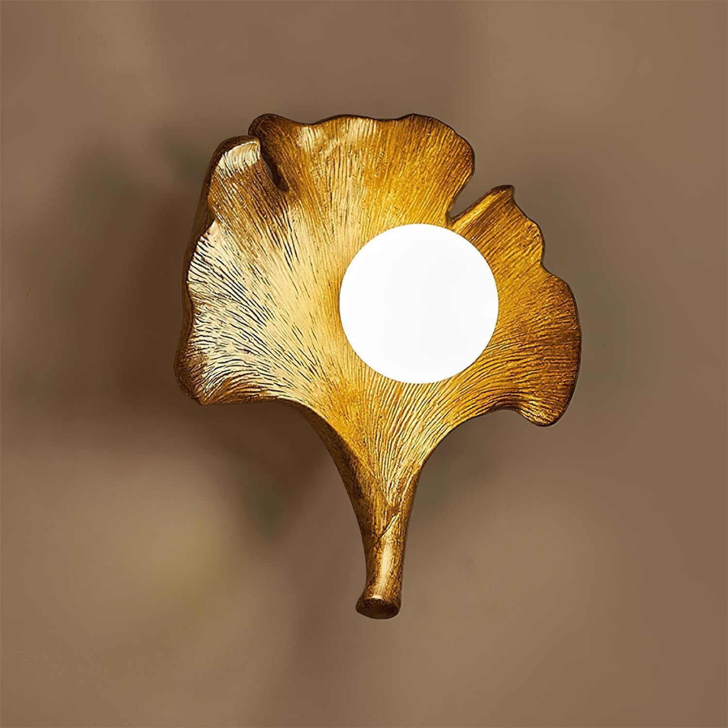 Vintage Ginkgo Leaf Resin Wall Lamp M259