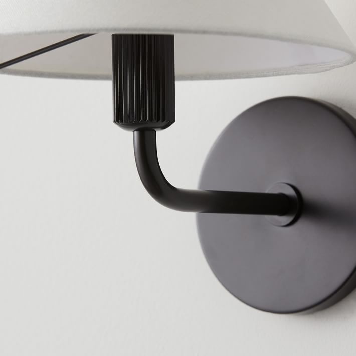 Diora Contemporary Wall Sconce Light - Elegant Brass Fixture for Home or Office T040