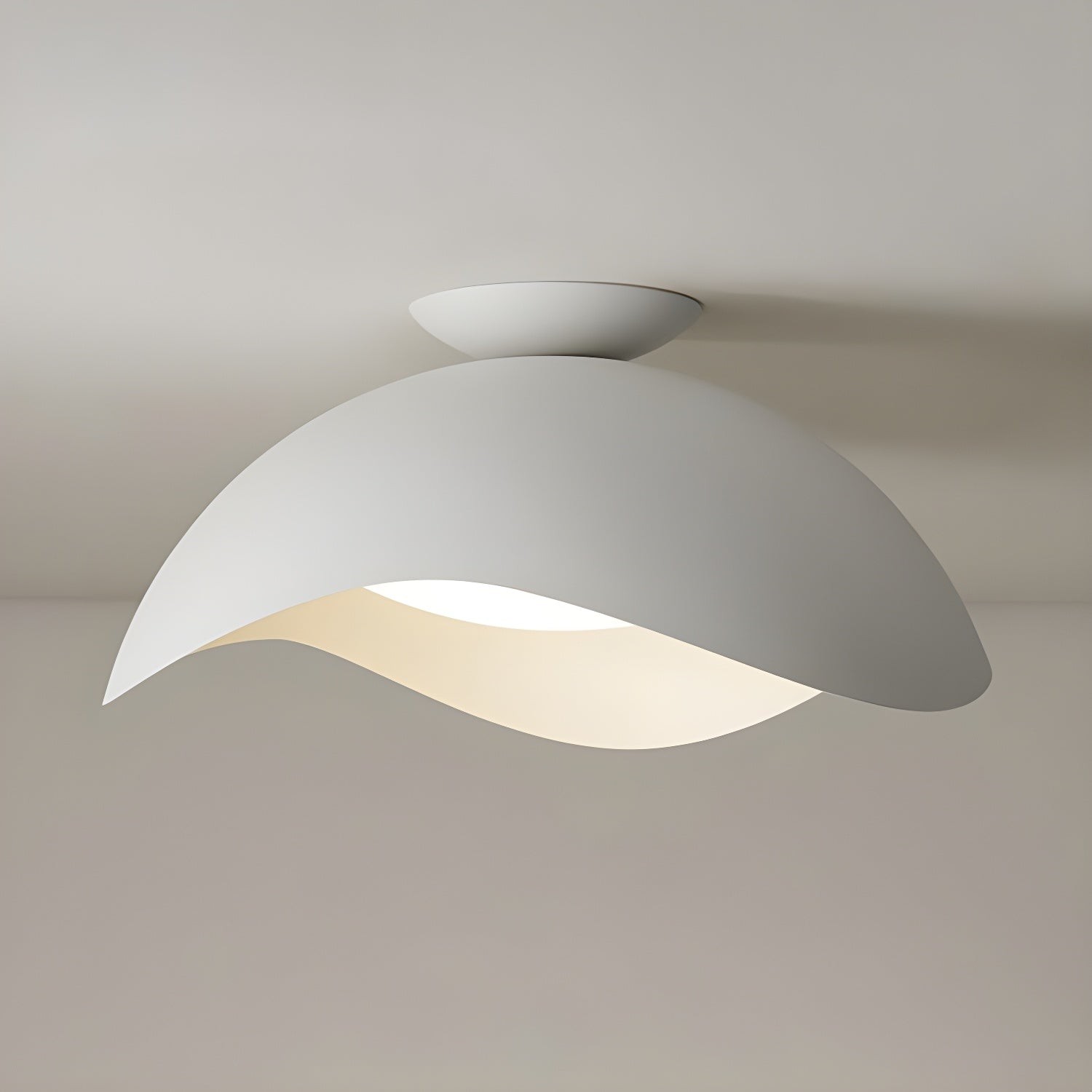 Simple Wave Ceiling Light M23