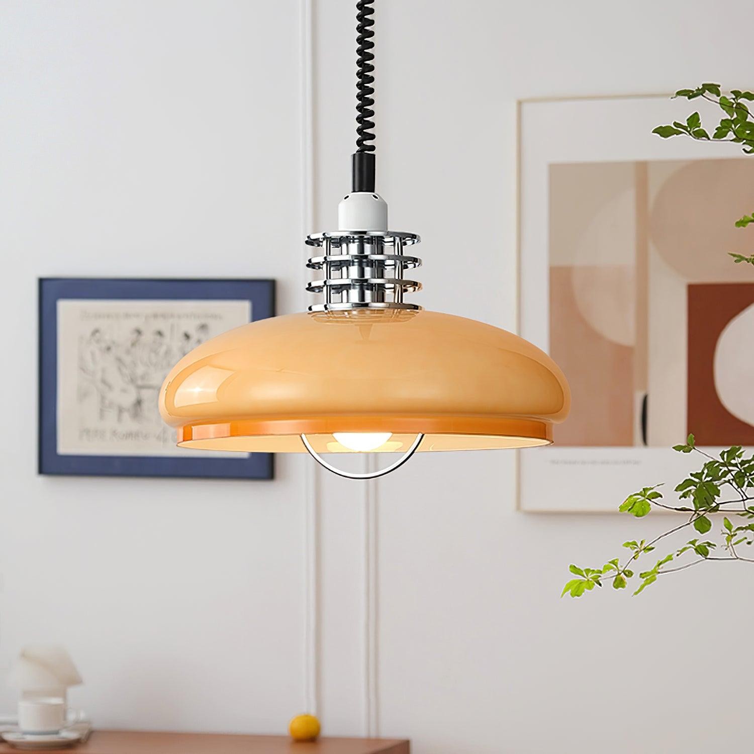 Lampa wisząca do pomieszczeń czystych z widocznym, zwijanym sznurkiem