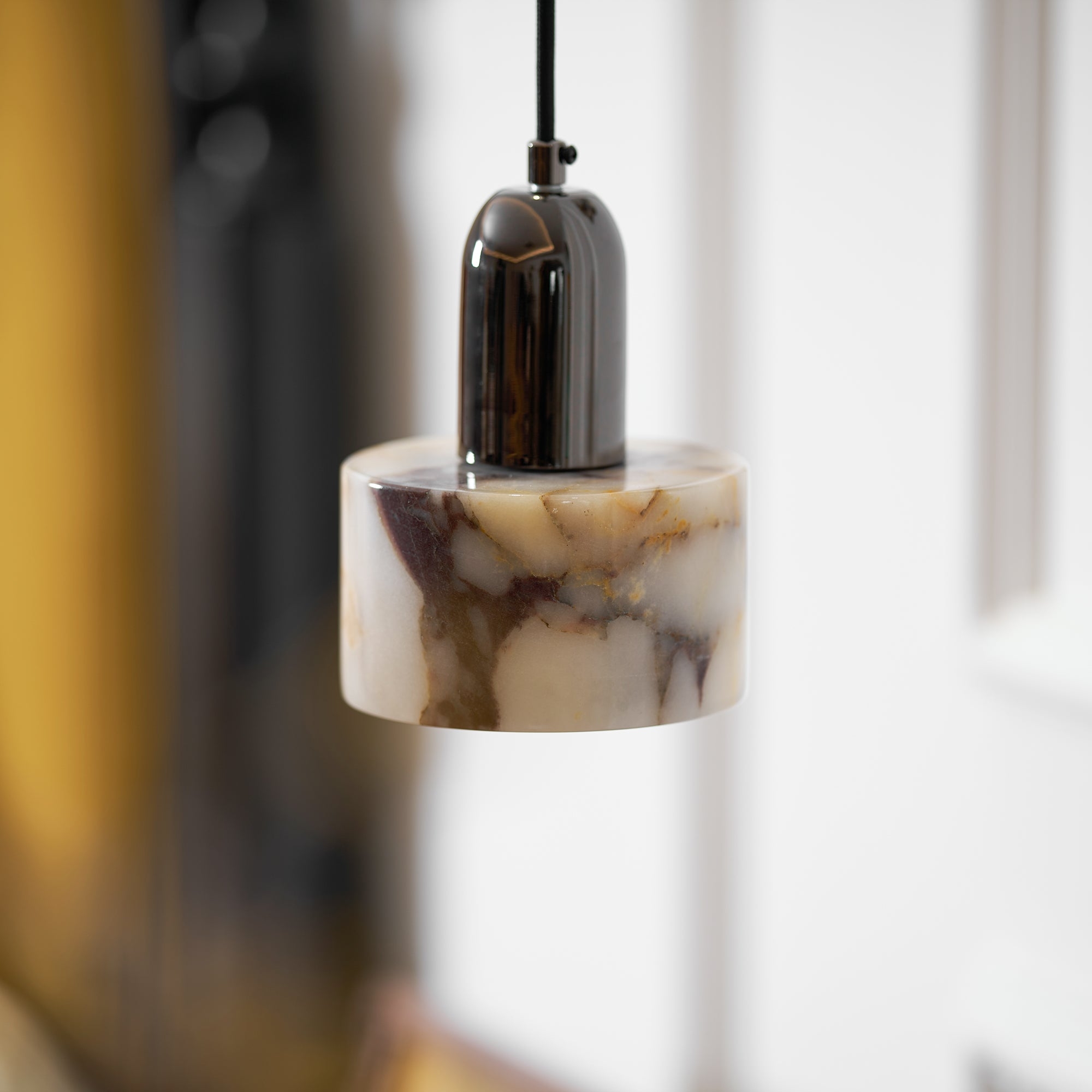 Dekum Marble Pendant Lamp D606