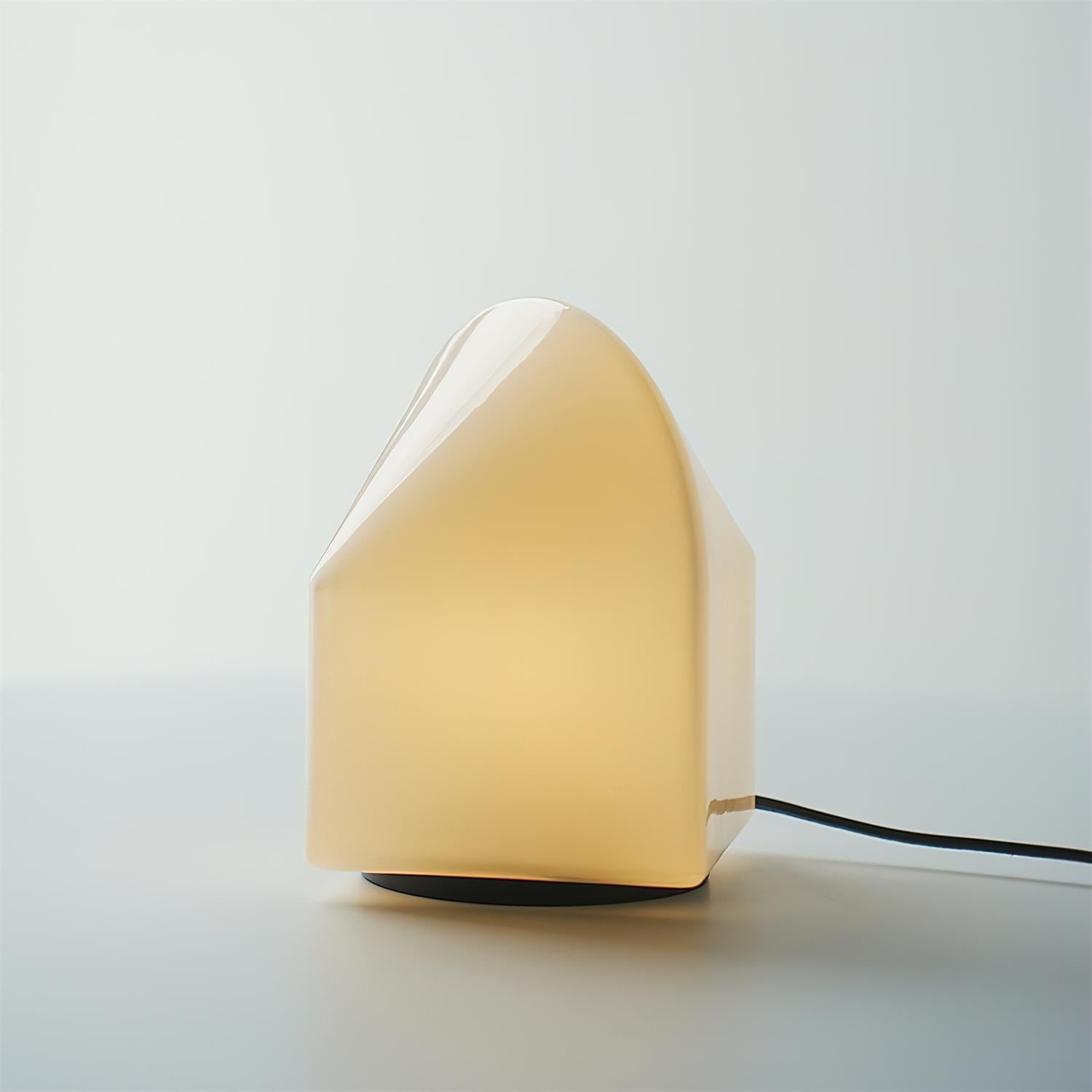 Parade Table Lamp D224