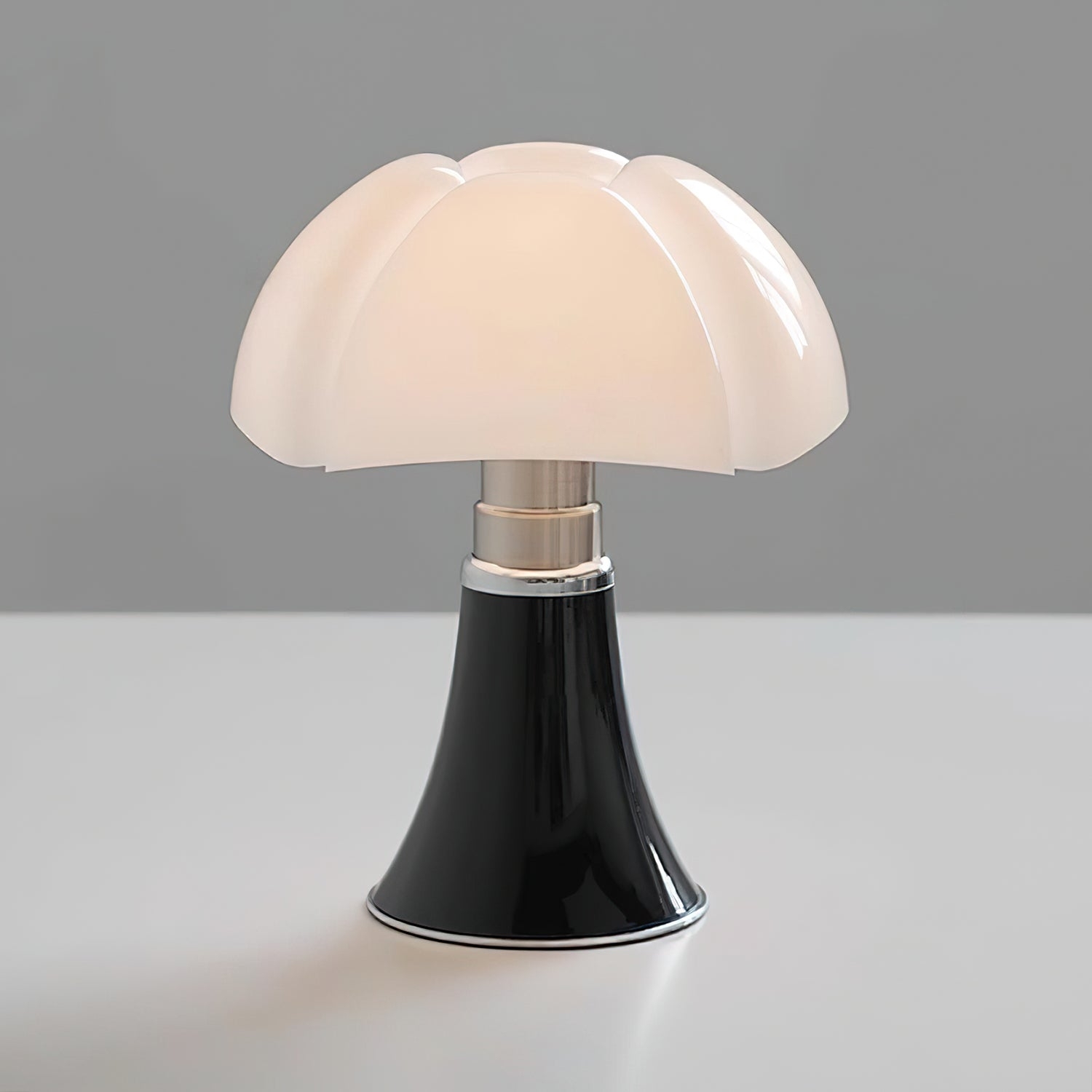 Petalica Table Lamp D160