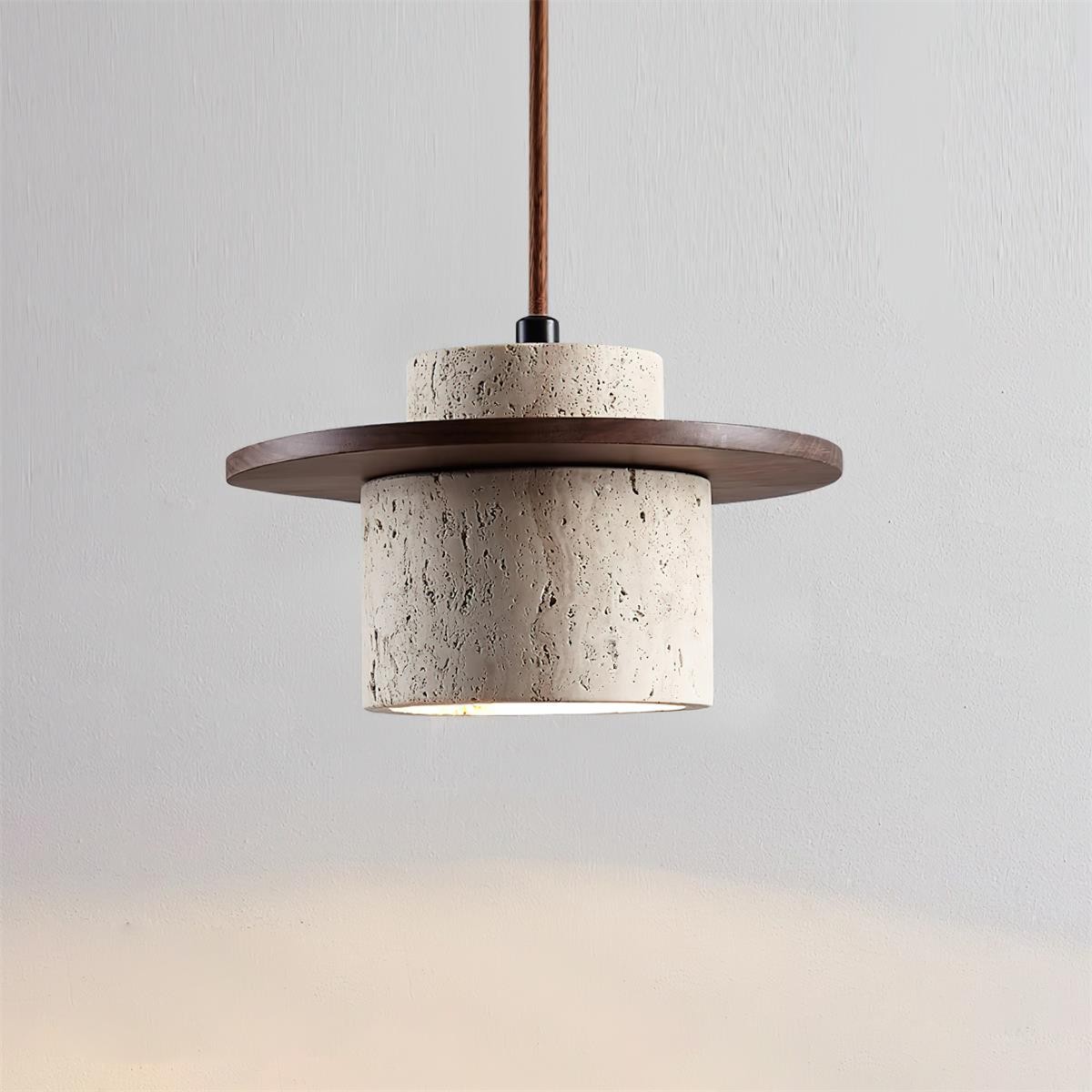 Lampa wisząca z kamiennym cylindrem i dyskiem z ciemnego drewna