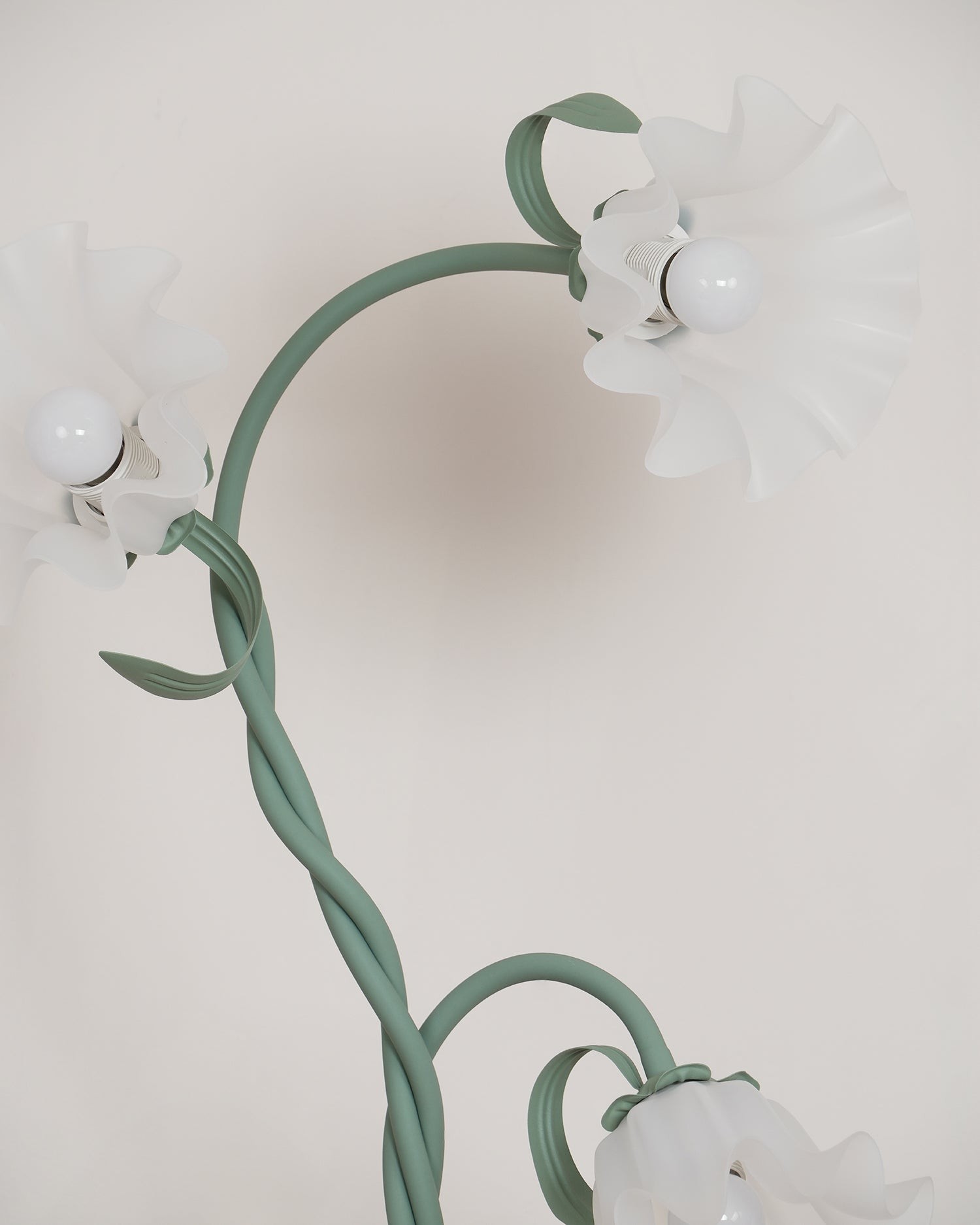 Creative Multi-Head Winding Flower Shape Floor Lamp M175