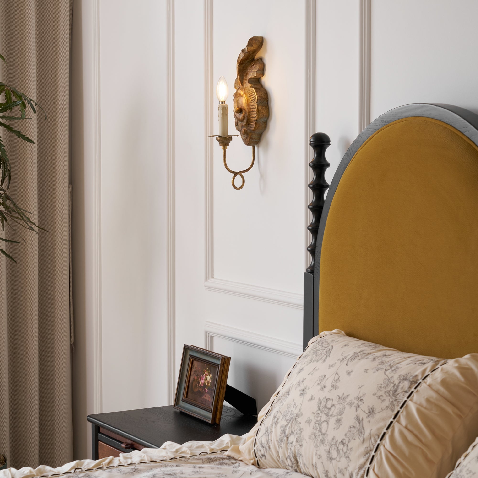 Verdure Vintage Sconce D530