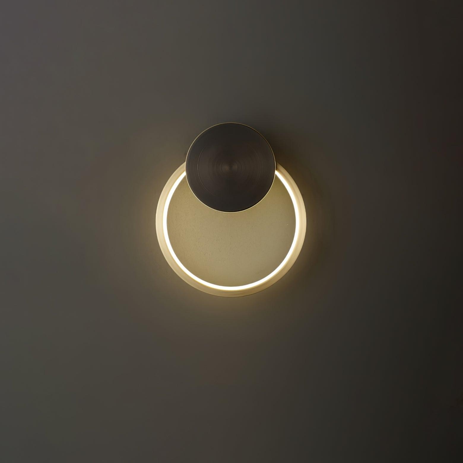 Minimalist Creative Simple Brass Round LED Wall Light M429