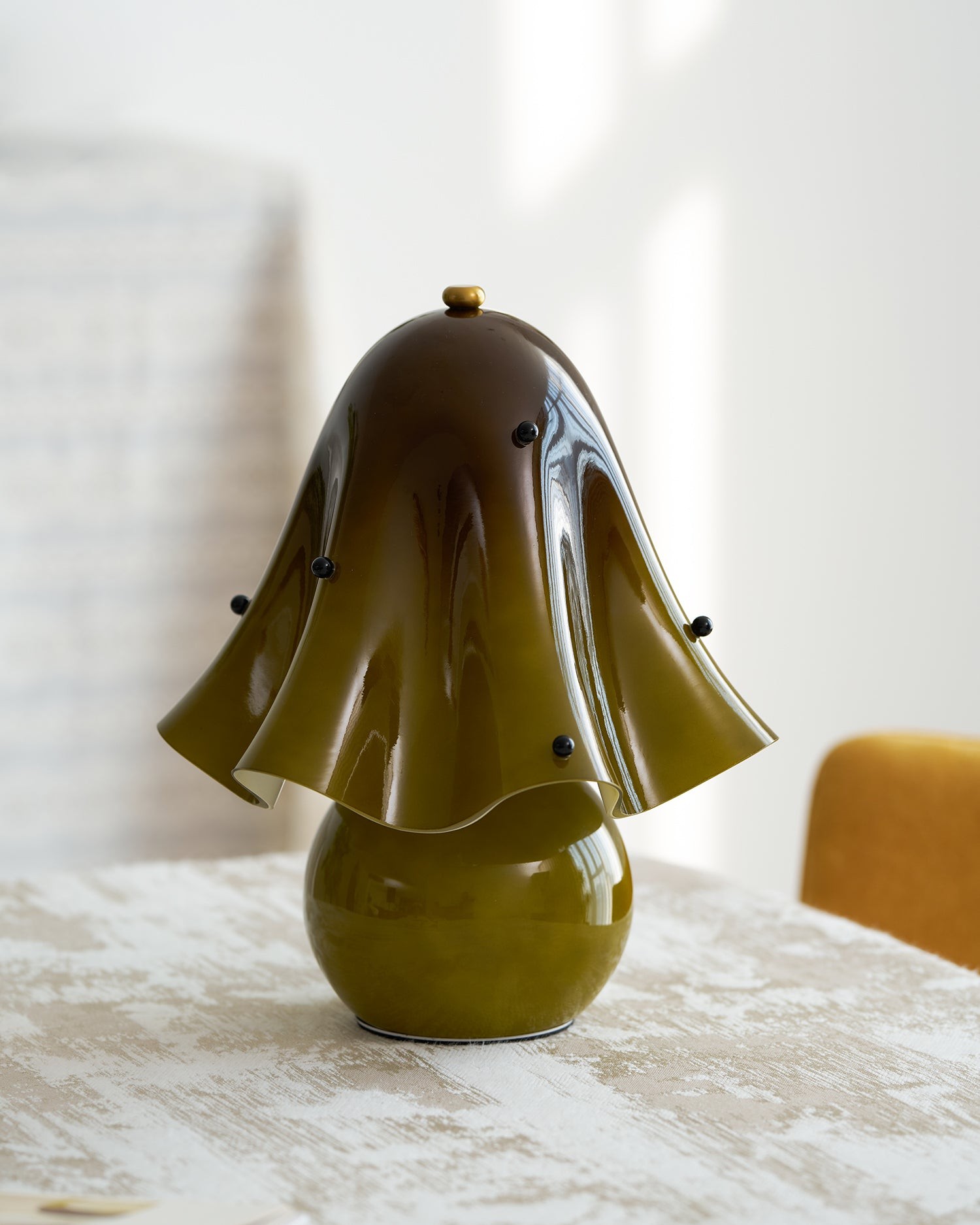 Bellina Decorative Table Lamp - Sculptural Bell Flower Shape T281