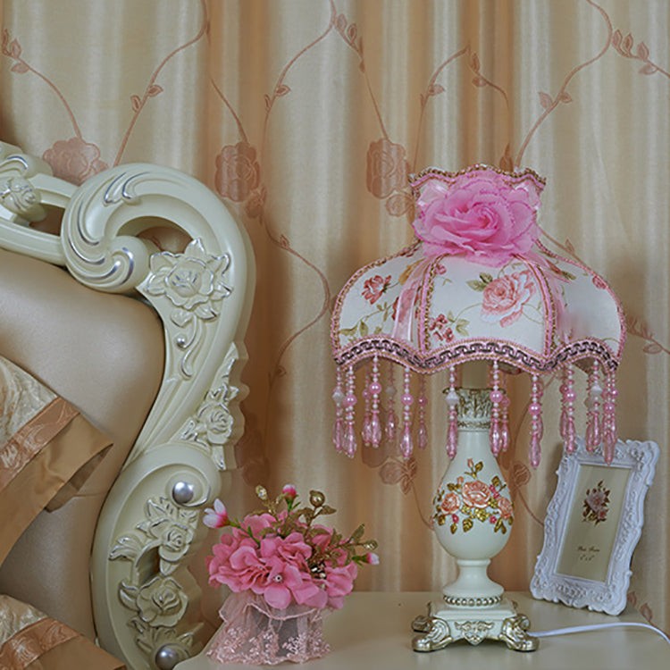 Vase Palace Resin Fabric Table Lamp M10