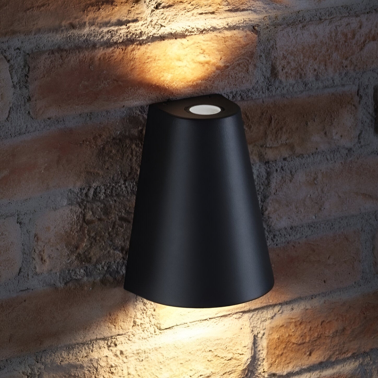 Nordic Aluminum IP65 Waterproof Outdoor Wall Light D940