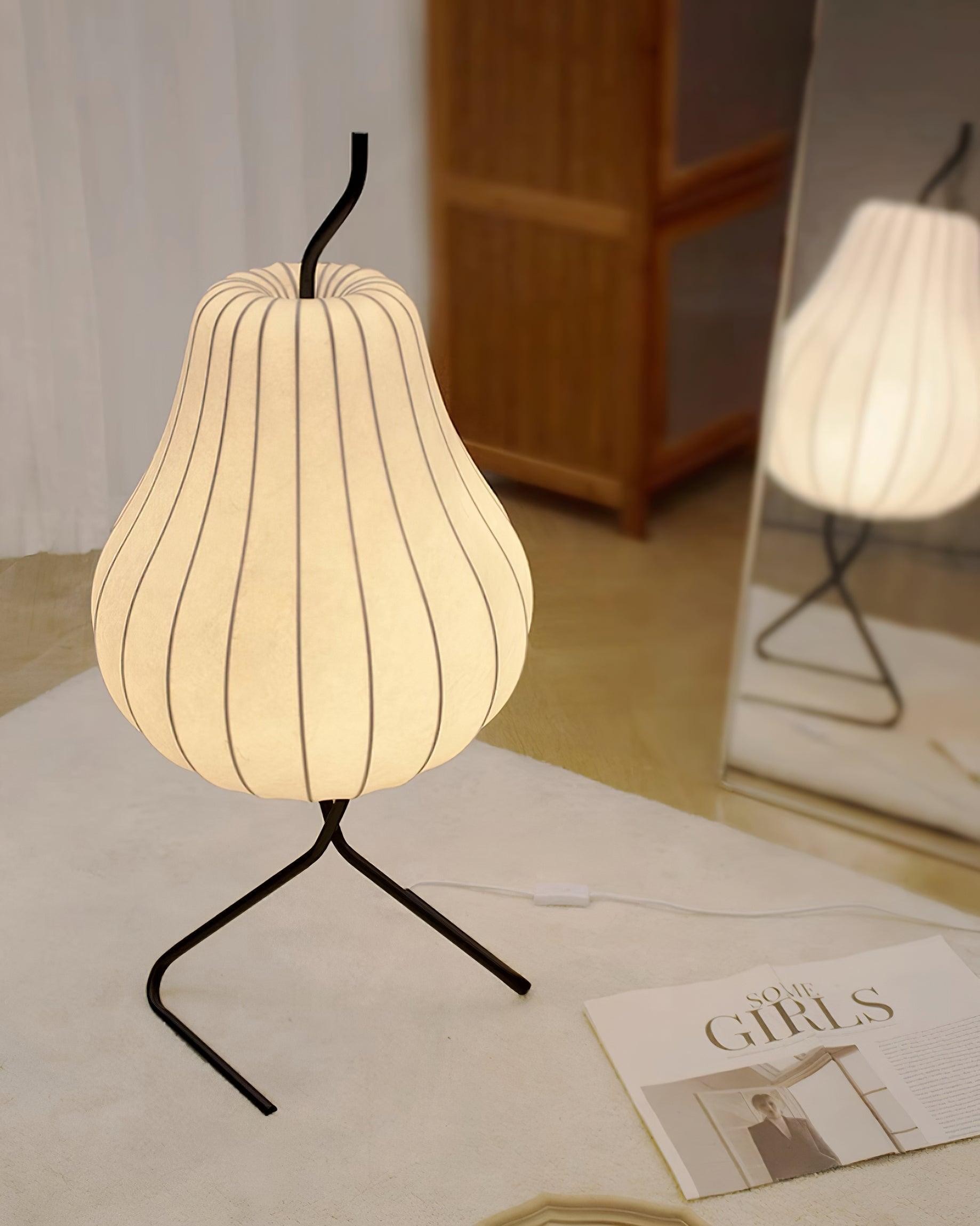Pear-shaped Shite Floor Lamp Suitable For Living Room M35