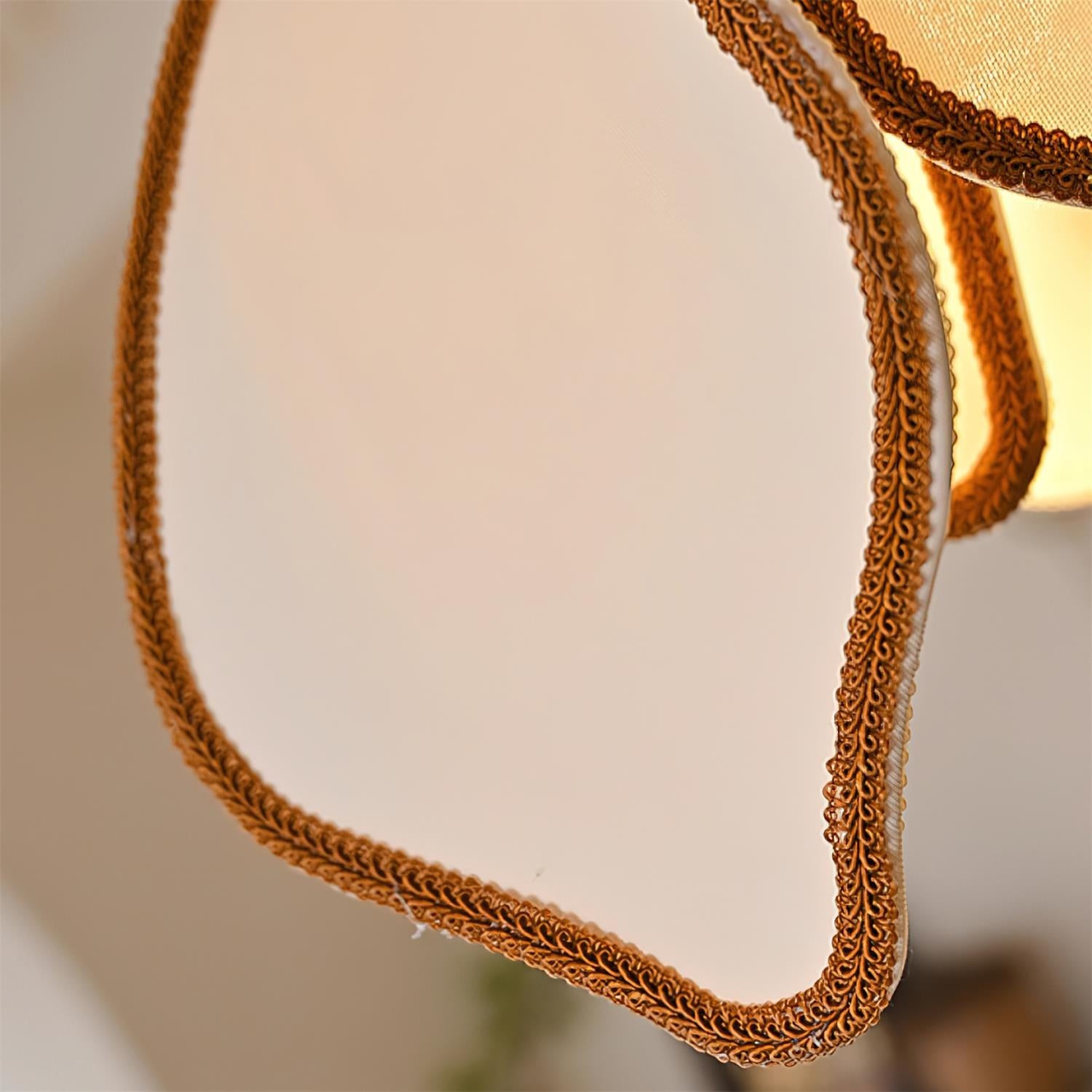 Vintage Cream Petal Pendant Lamp M224