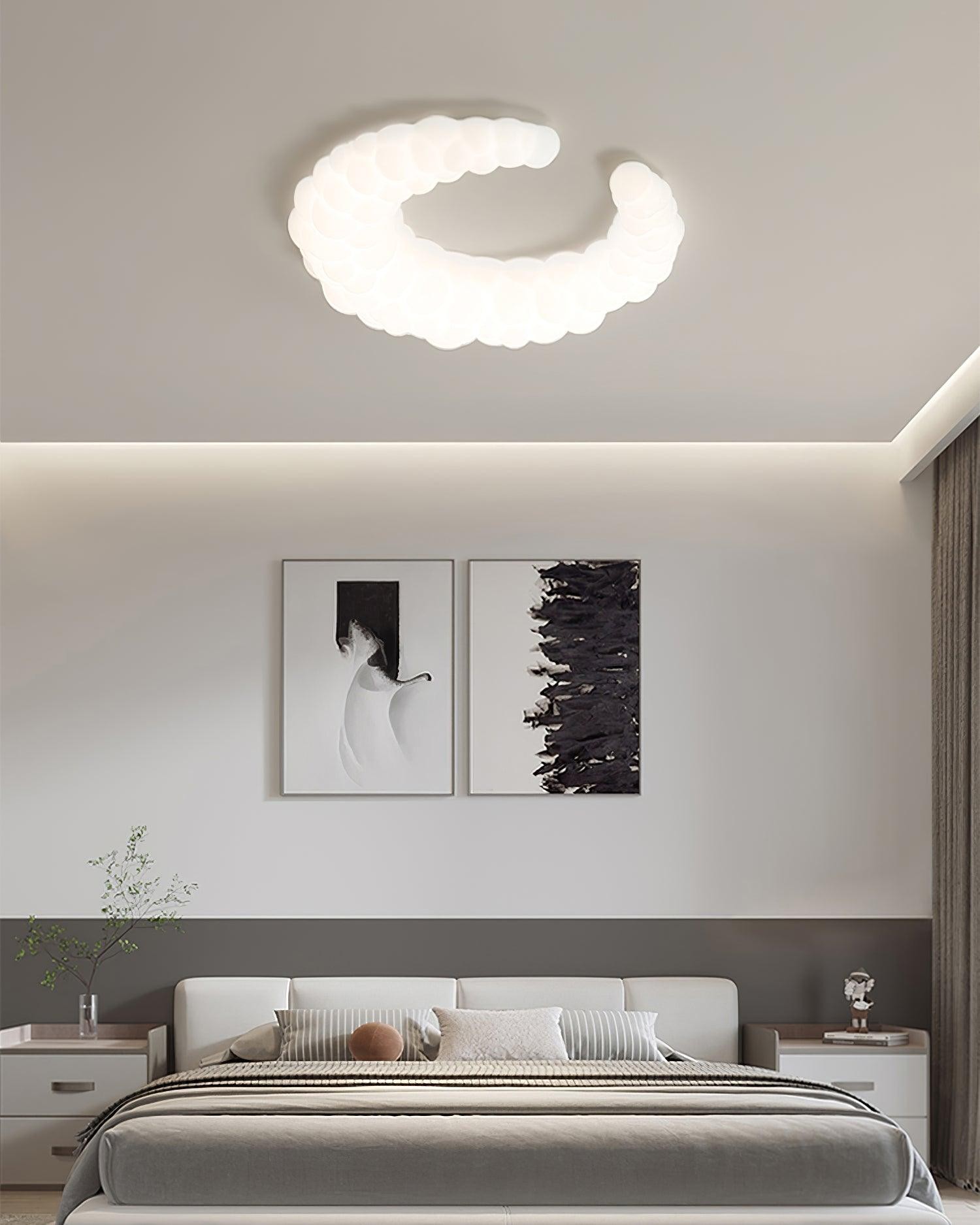 Cream Style Moon Ceiling Lamp M580