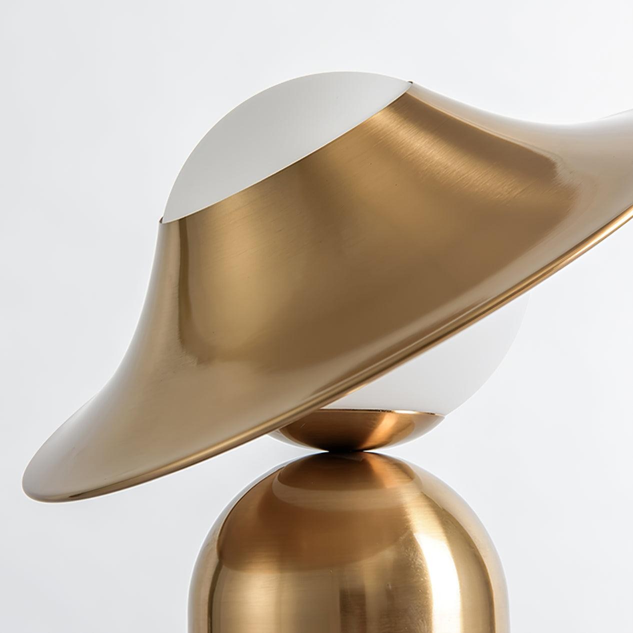 Nordic Creative Metal Disc Table Lamp M574