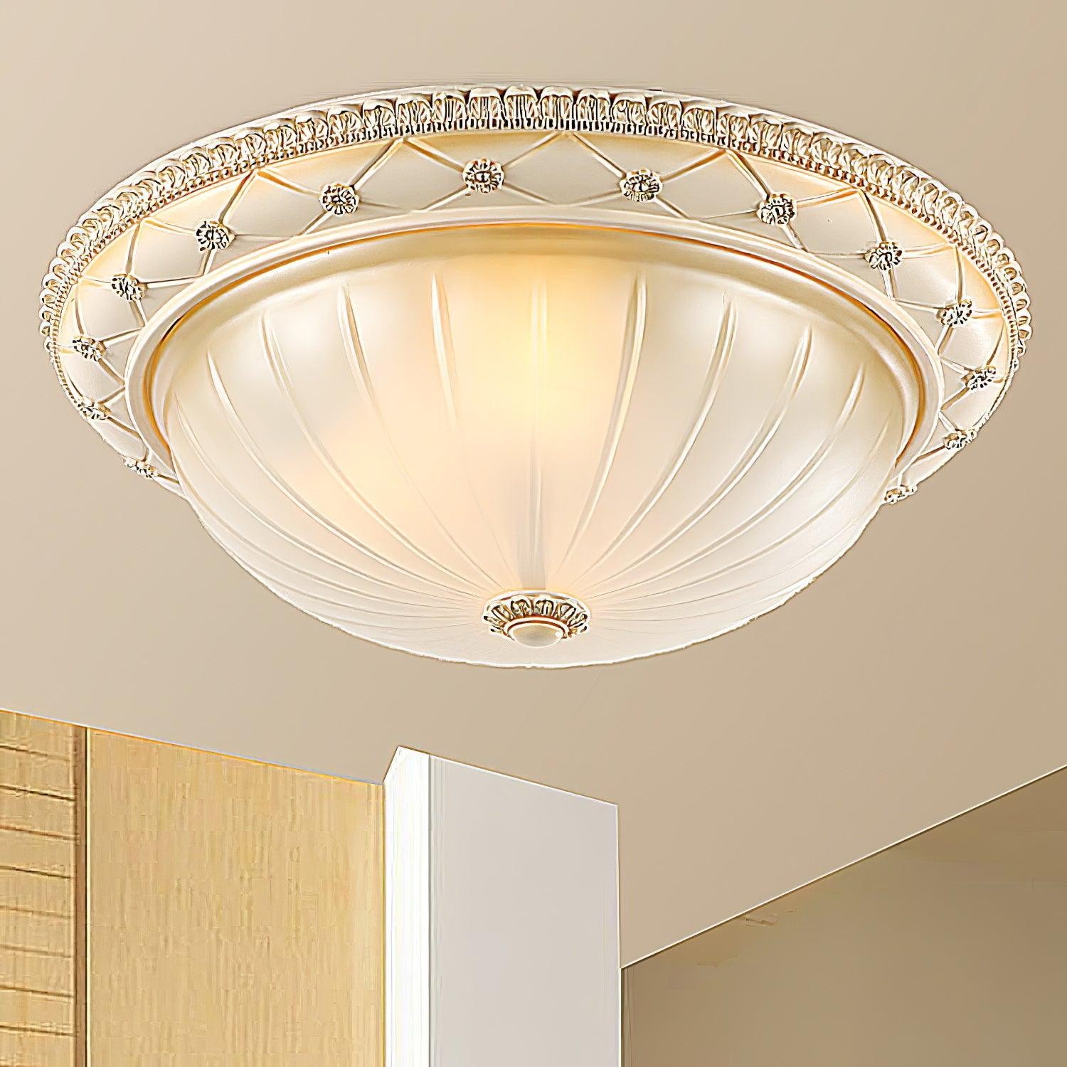 European Vintage Style Resin Ceiling Light for Bedroom M560