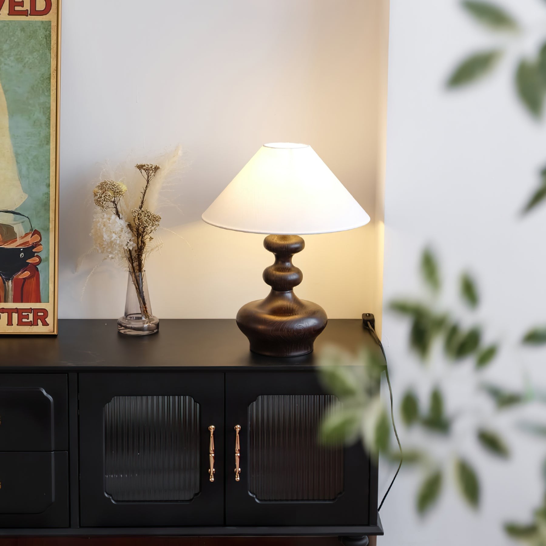 Nordic Retro Solid Wood Table Lamp M161