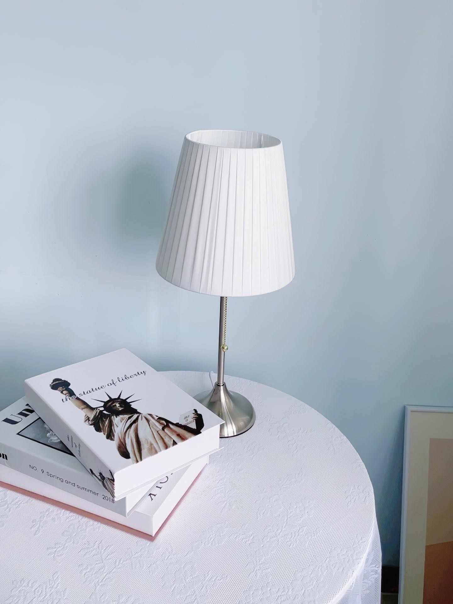 Metal Base Bedside Table Lamp M91